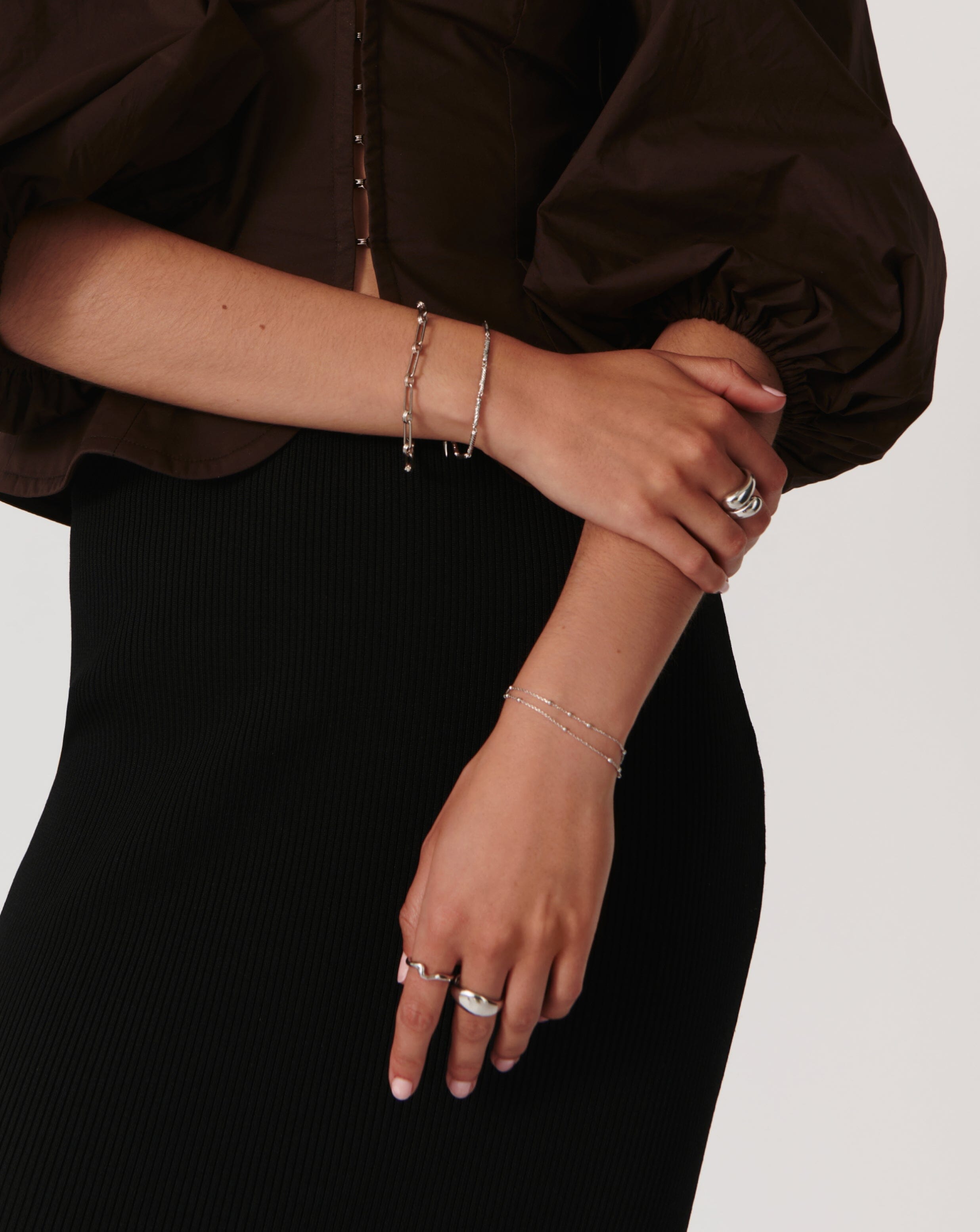 Wavy Ridge Chain Bracelet for Women - Trendy Layered Gold & Silver Bracelets for Everyday Wear - Perfect for Casual, Office & Party Outfits
