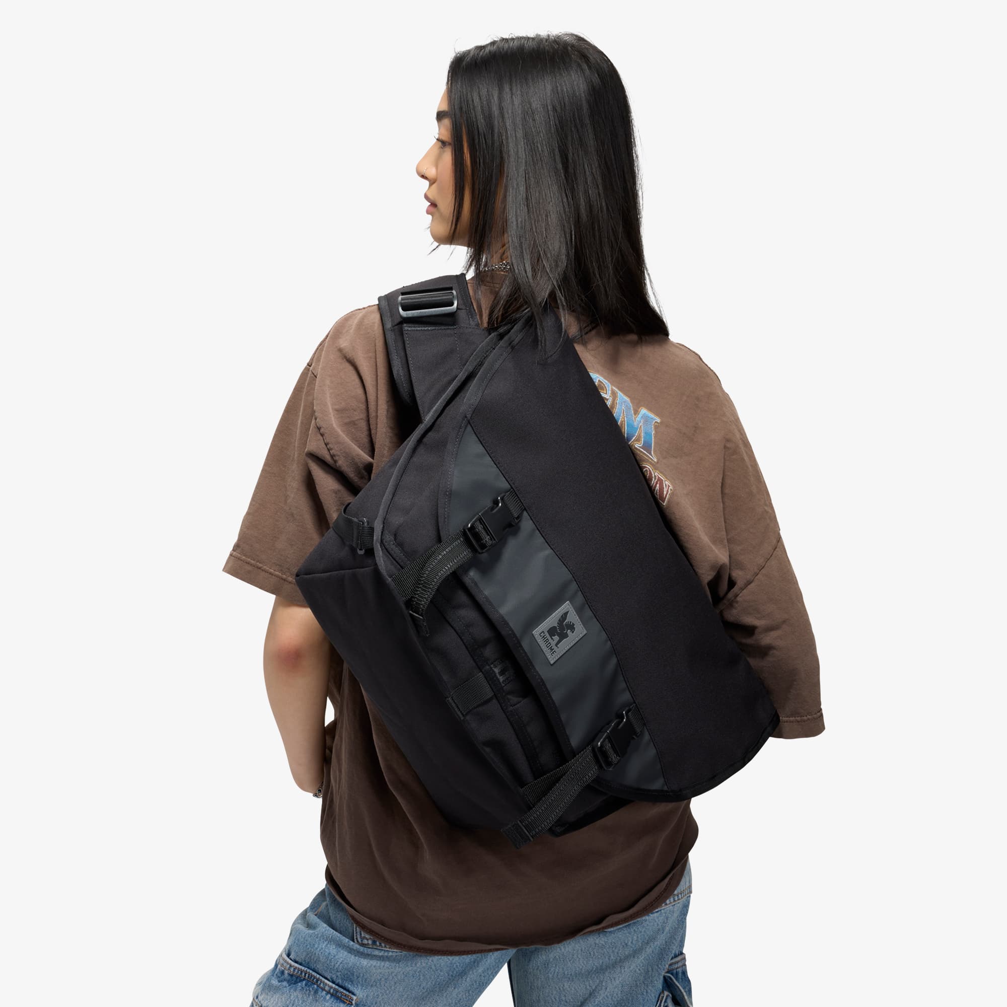 Citizen 15L Waterproof Messenger Bag for Men & Women - Durable Laptop Shoulder Bag with USB Charging Port - Perfect for Commuting, Travel & Work
