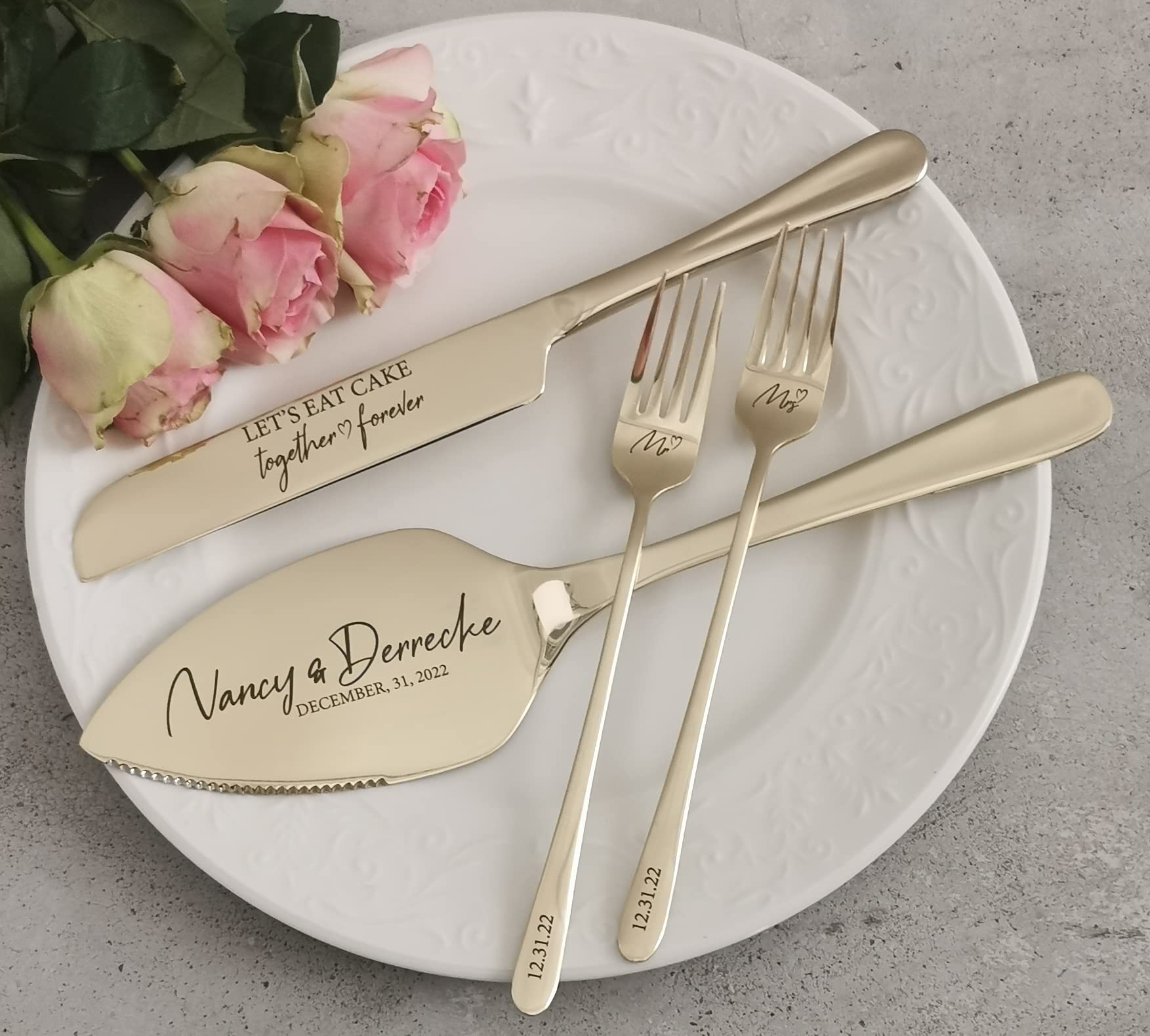 Personalized Wedding Cake Serving Set - Custom Engraved Stainless Steel Knife & Forks Kit - Anniversary, Birthday, Bridal Shower Gift Set of 4 (Champagne) - Perfect for Wedding Receptions, Anniversary Celebrations & Special Occasions