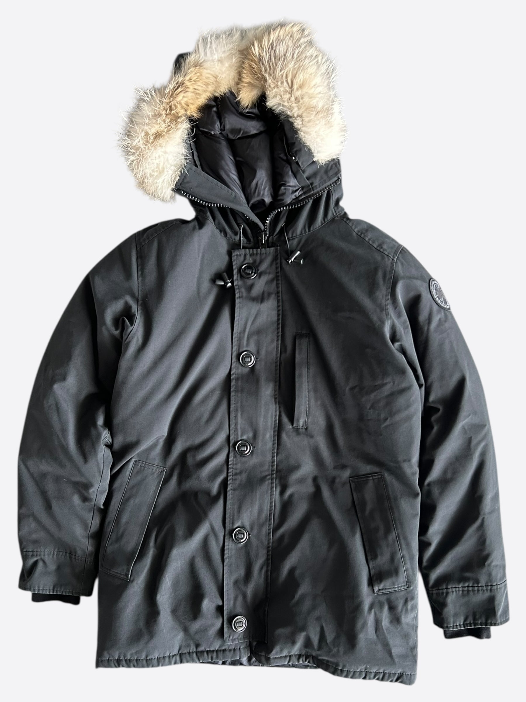 Canada Goose Black Chateau Black Label Men's Winter Jacket - Premium Waterproof Parka for Extreme Cold Weather - Perfect for Snowboarding, Skiing & Outdoor Adventures