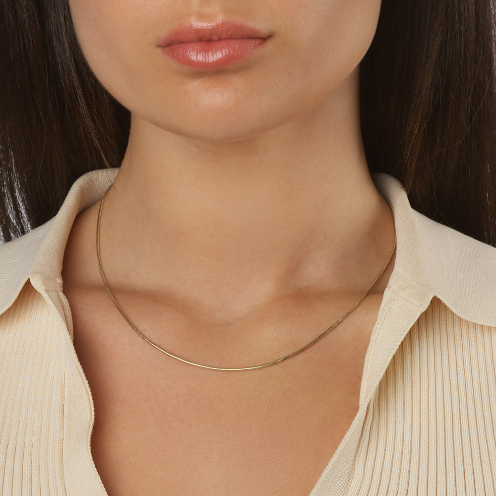 Elegant Gold Snake Chain Necklace for Women - Dainty Layering Jewelry for Everyday Wear & Special Occasions
