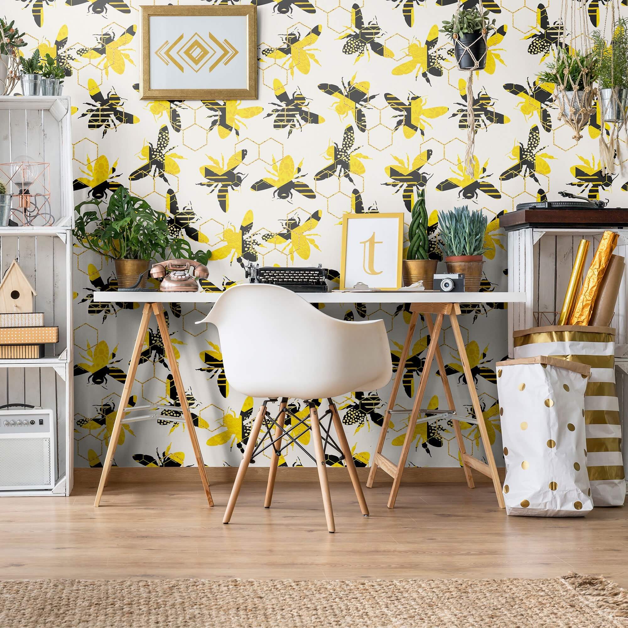 Black and Gold Animal Print Peel and Stick Removable Wallpaper - Self-Adhesive Decorative Wall Covering for Bedroom, Living Room, Nursery, or Office Decor