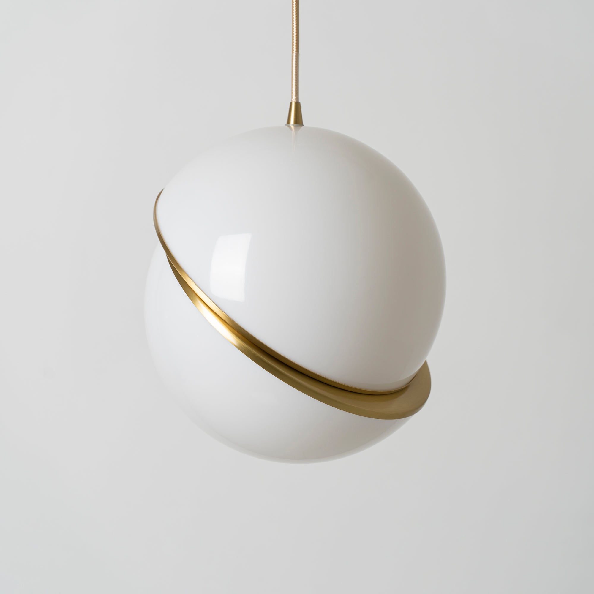 Modern Crescent Moon Pendant Light - Elegant Hanging Chandelier for Bedroom, Living Room & Dining Room - Perfect for Boho, Farmhouse & Minimalist Decor