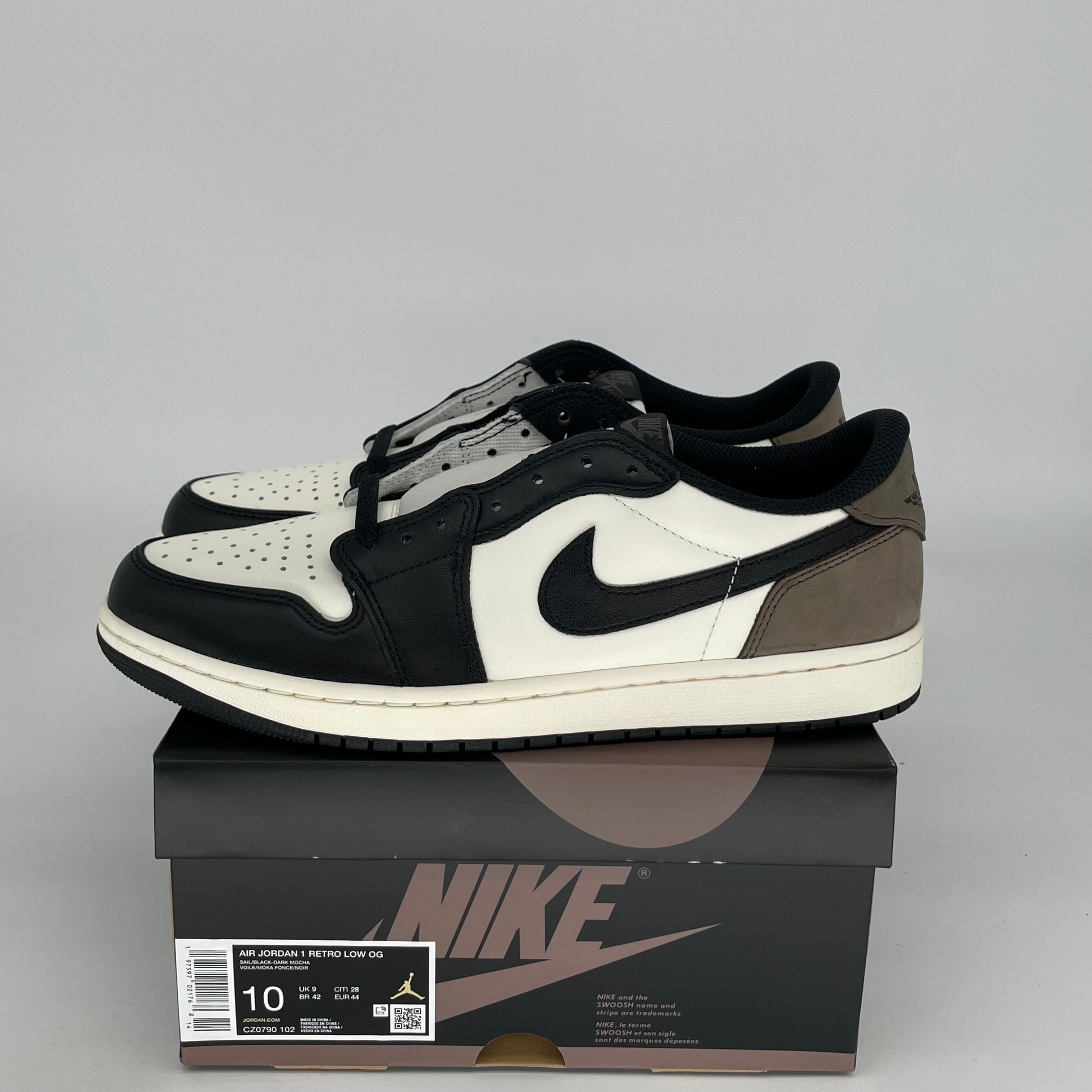 AIR JORDAN 1 LOW MOCHA Men's Sneakers Size 10 - CZ0790-102 | Retro Basketball Shoes for Casual Wear & Street Style Fashion