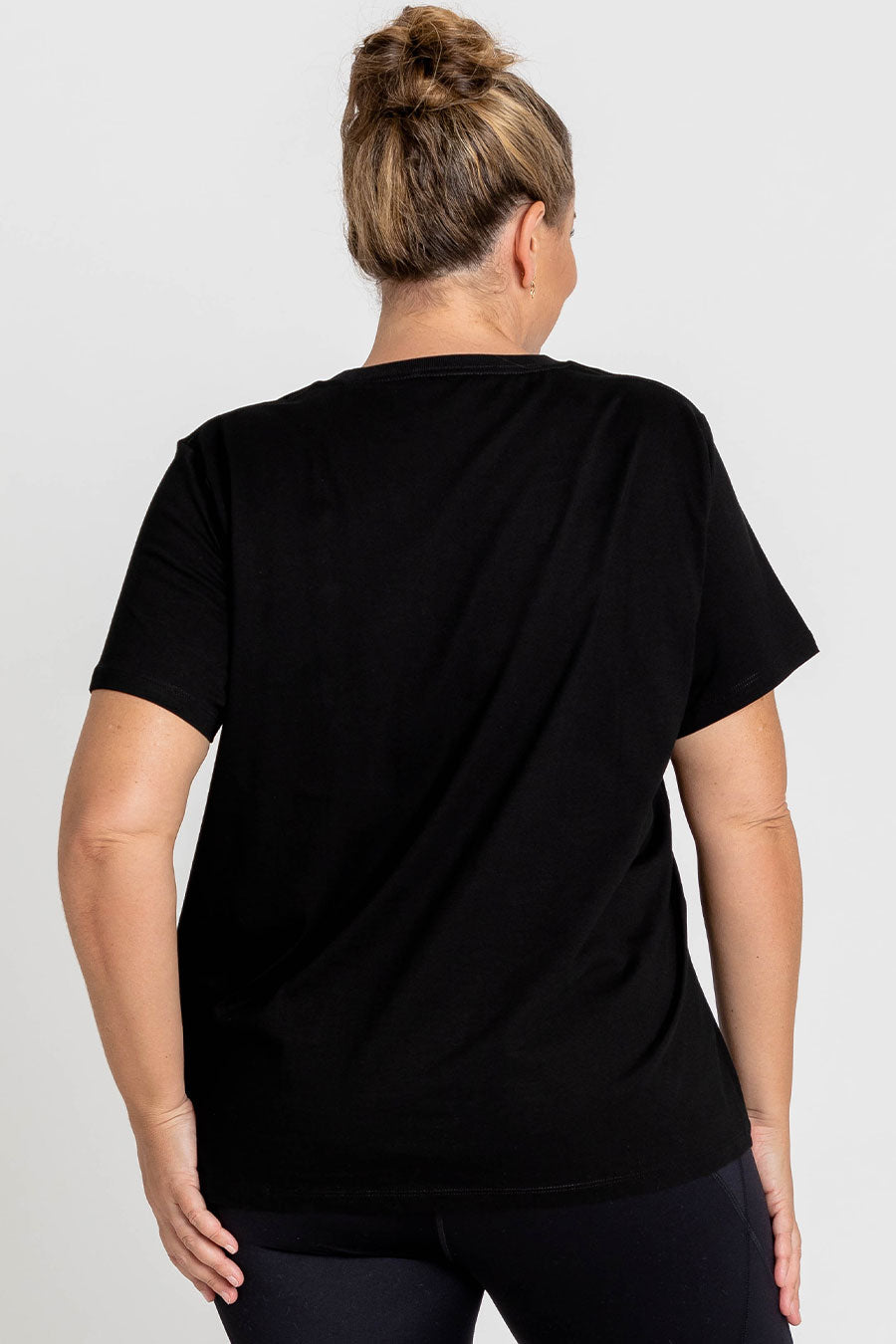 Premium Soft Cotton Everyday T-Shirt for Men & Women - Classic Black - Comfortable Casual Wear for Work, Gym & Outings
