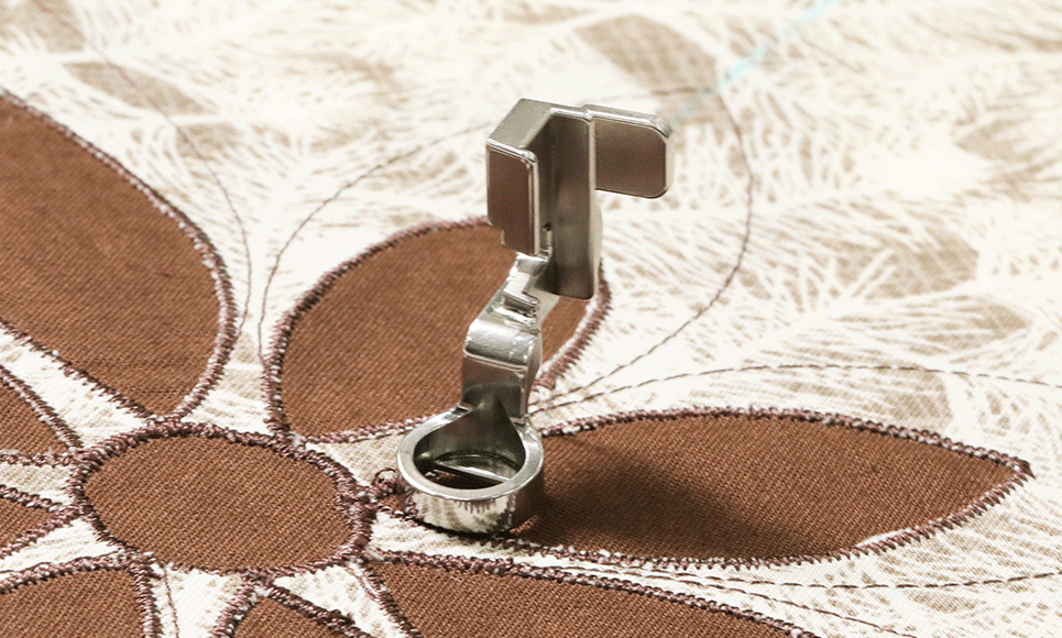 Brother Ruler Foot for Low Shank Sewing Machines - F089AP - Perfect for Quilting, Dressmaking & Crafting Projects