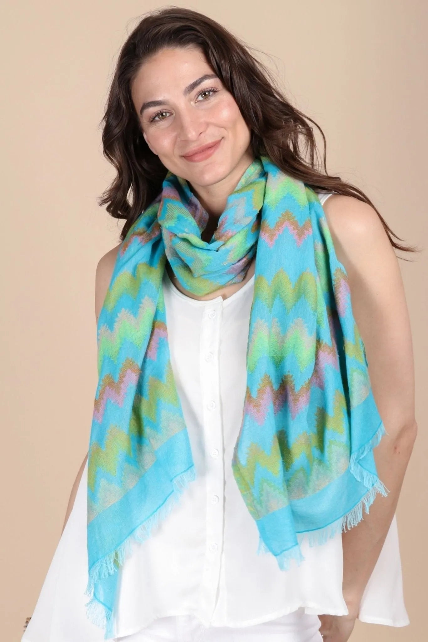 Stylish Zig Zag Woven Scarf for Women - Soft Winter Fashion Accessory - Perfect for Cold Weather, Office Wear & Holiday Outfits