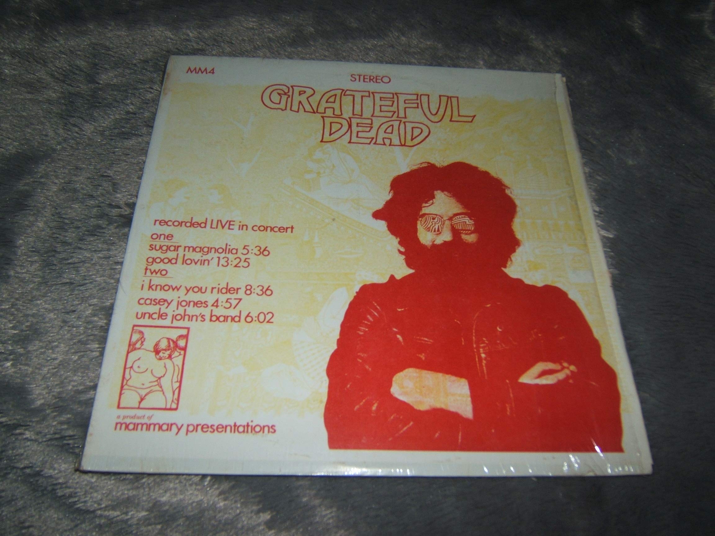 Grateful Dead Live Concert LP Vinyl Record - Mammary Presentations MM4 (1971) | Vintage Music Collectible for Home Listening & Gift Giving
