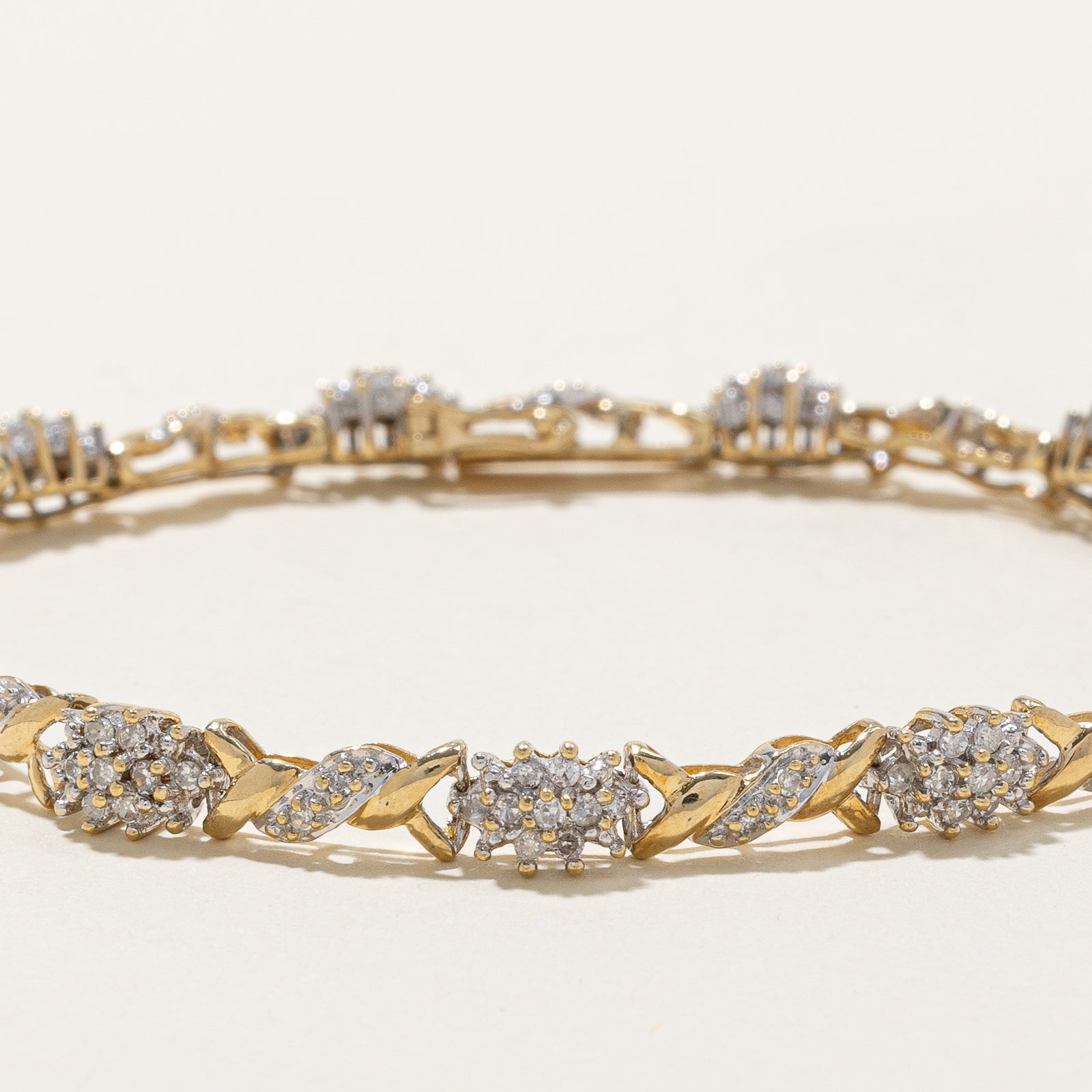 Vintage Diamond Cluster Bracelet - 1.10 Carat Total Weight (CTW) - 7.5 Inches - Elegant Jewelry for Women - Perfect for Weddings, Anniversaries & Special Occasions