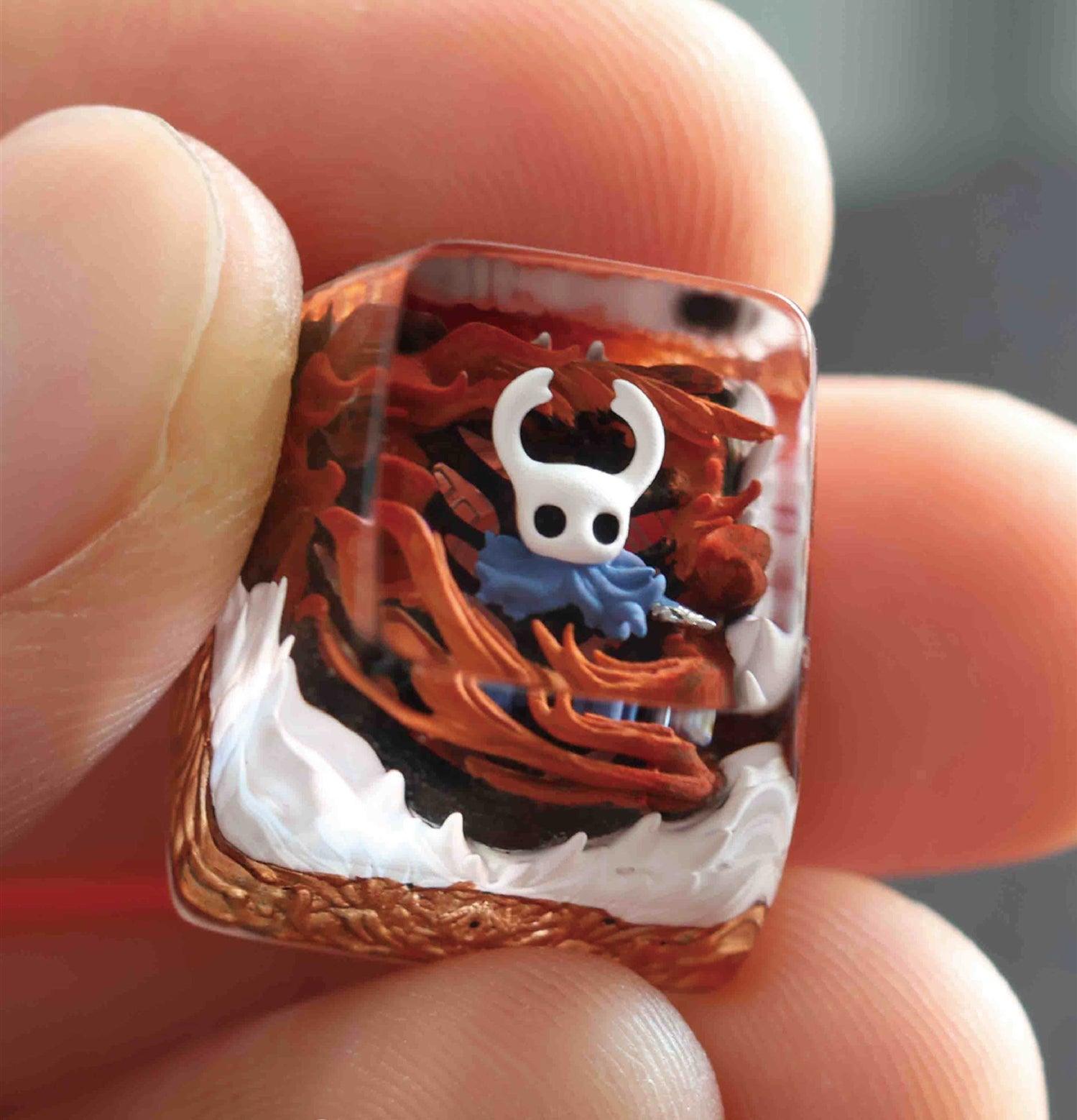 Hollow Knight Crystal Glue Keycaps - Customized Game Art Keycaps for Mechanical Keyboards - Perfect for Gaming, Typing, and PC Setup Decoration