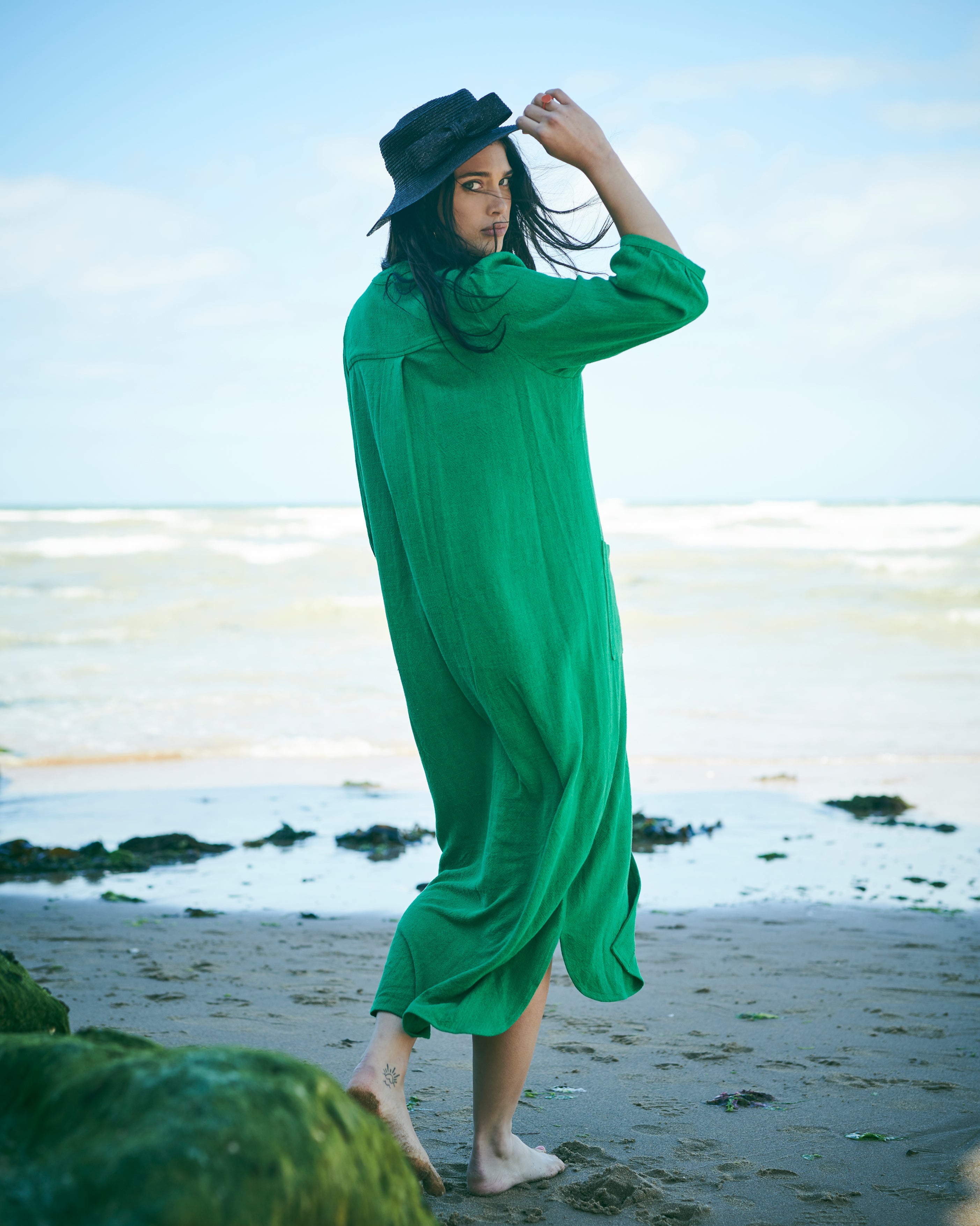 Lowie Women's Linen Viscose Emerald Green Button Through Midi Dress - Perfect for Summer Outings, Beach Vacations & Casual Office Wear