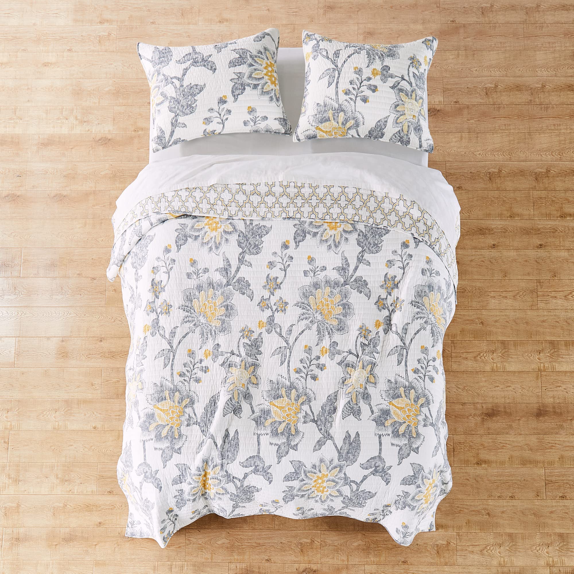 Levtex Home Reverie Quilt Set - Full/Queen Size Reversible Cotton Quilt (88x92in) with 2 Standard Pillow Shams (26x20in) - Floral Pattern in Yellow, Grey & White - Soft Bedding for Cozy Bedroom Decor & Guest Room Essentials