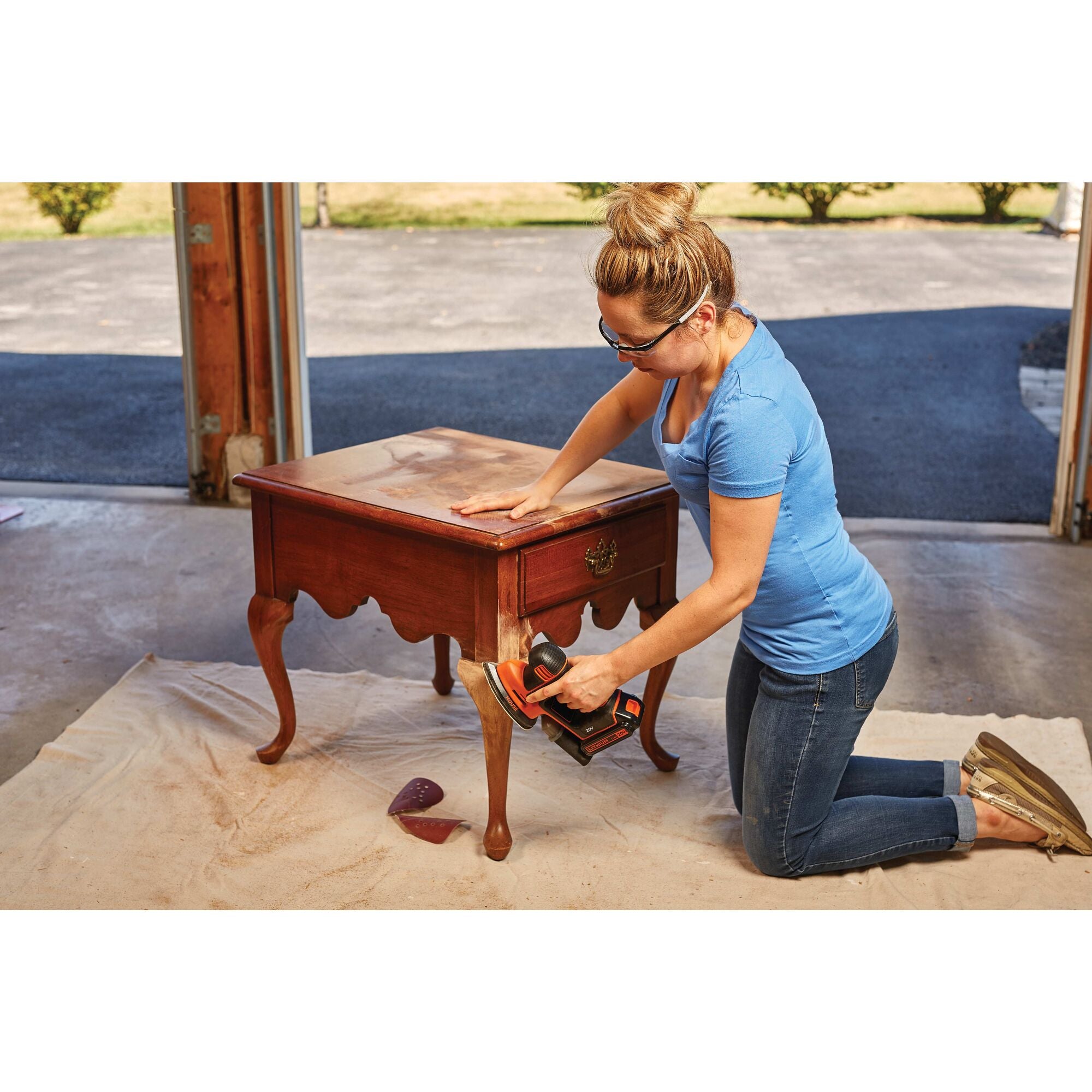 20V MAX* POWERCONNECT™ Cordless Drill Driver & MOUSE™ Detail Sander Combo Kit - Perfect for DIY Home Projects, Woodworking, and Professional Construction Work