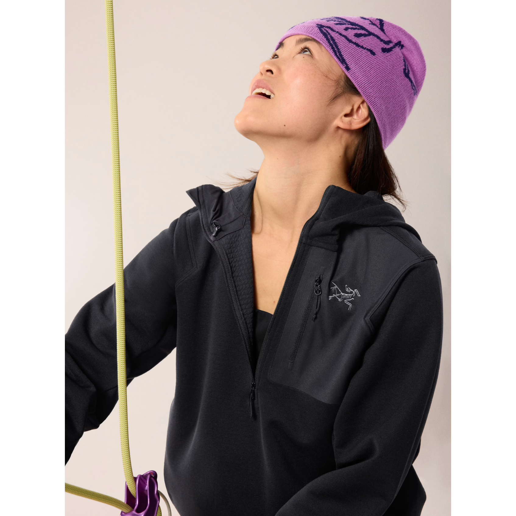 Arc'teryx Women's Aestas Pullover Hoody - Lightweight Summer Hiking & Outdoor Adventure Jacket for Travel & Camping