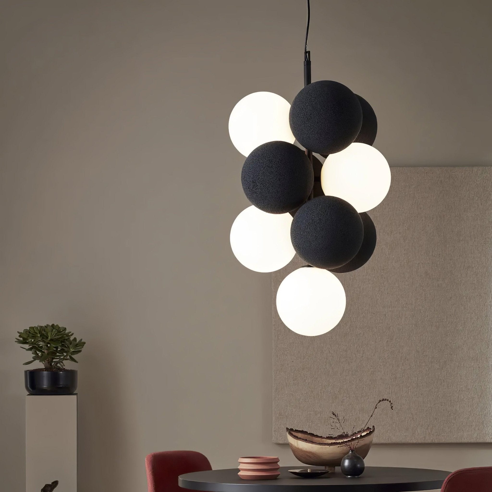 Bubbles Holly Pendant Lamp - Modern Glass Hanging Light Fixture for Living Room, Bedroom, Dining Room & Kitchen Decor