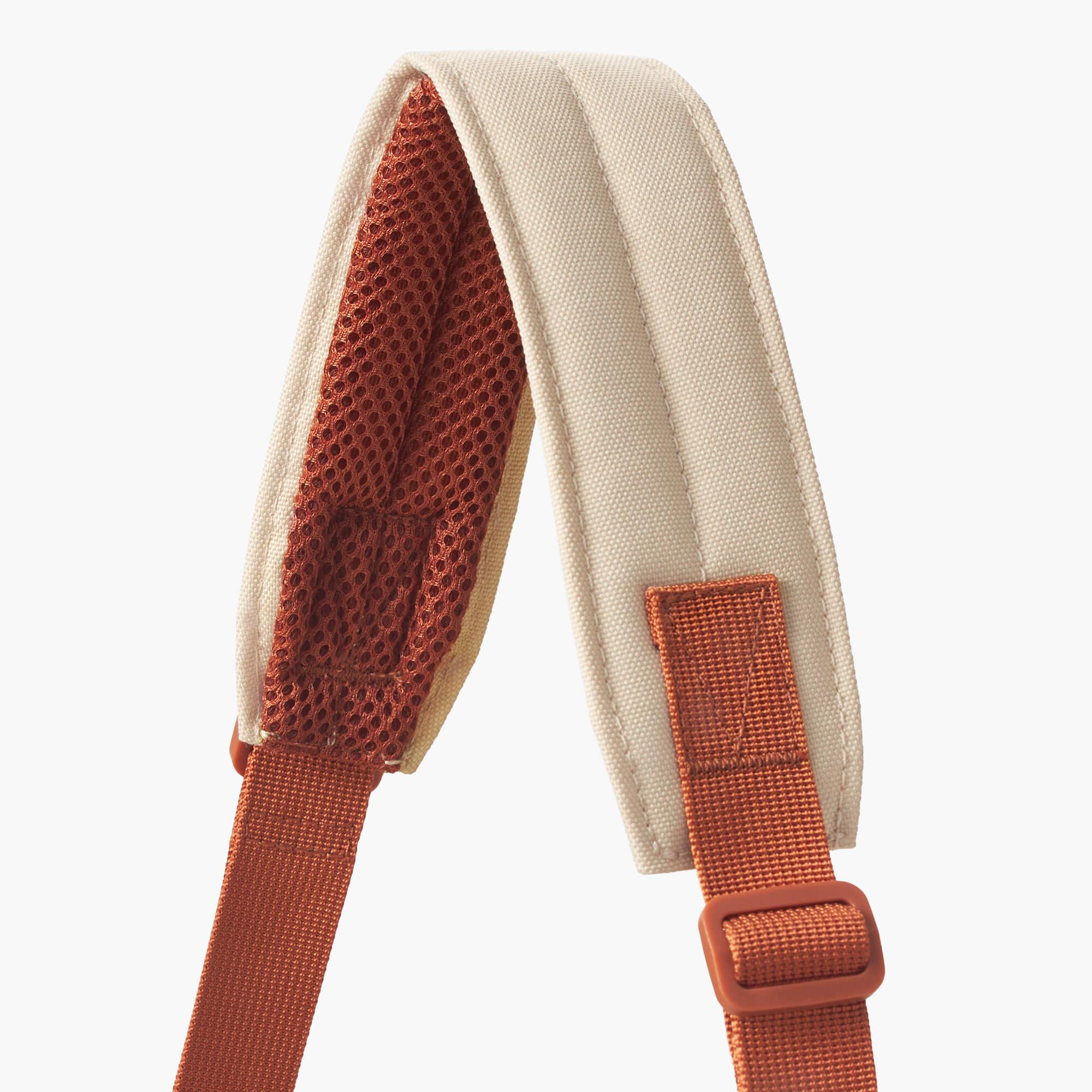 Line Cross C 600 Classic - Stylish and Durable Crossbody Bag for Women - Perfect for Everyday Use, Travel, and Work
