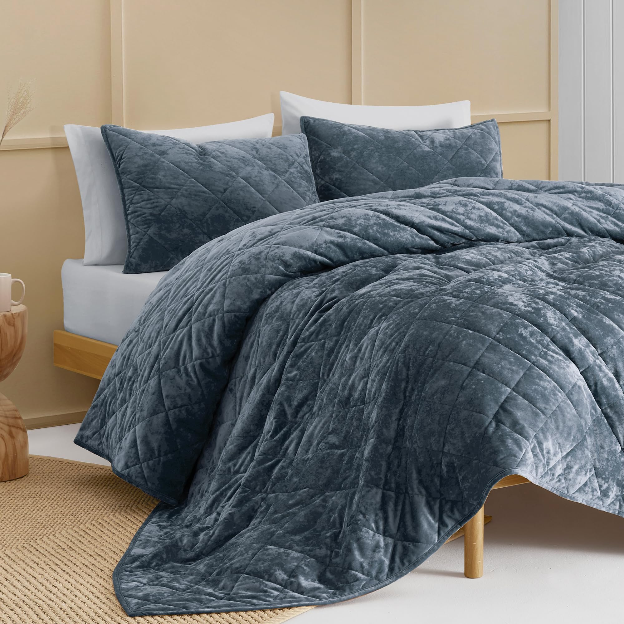 Luxury Velvet Quilt Set King Size - Ultra Soft Lightweight Summer Velvet Comforter Set with Diamond Pattern, Oversized Bedspread Coverlet & 2 Shams for All Seasons (Lake Blue, King) | Perfect for Master Bedroom, Guest Room & Cozy Home Decor