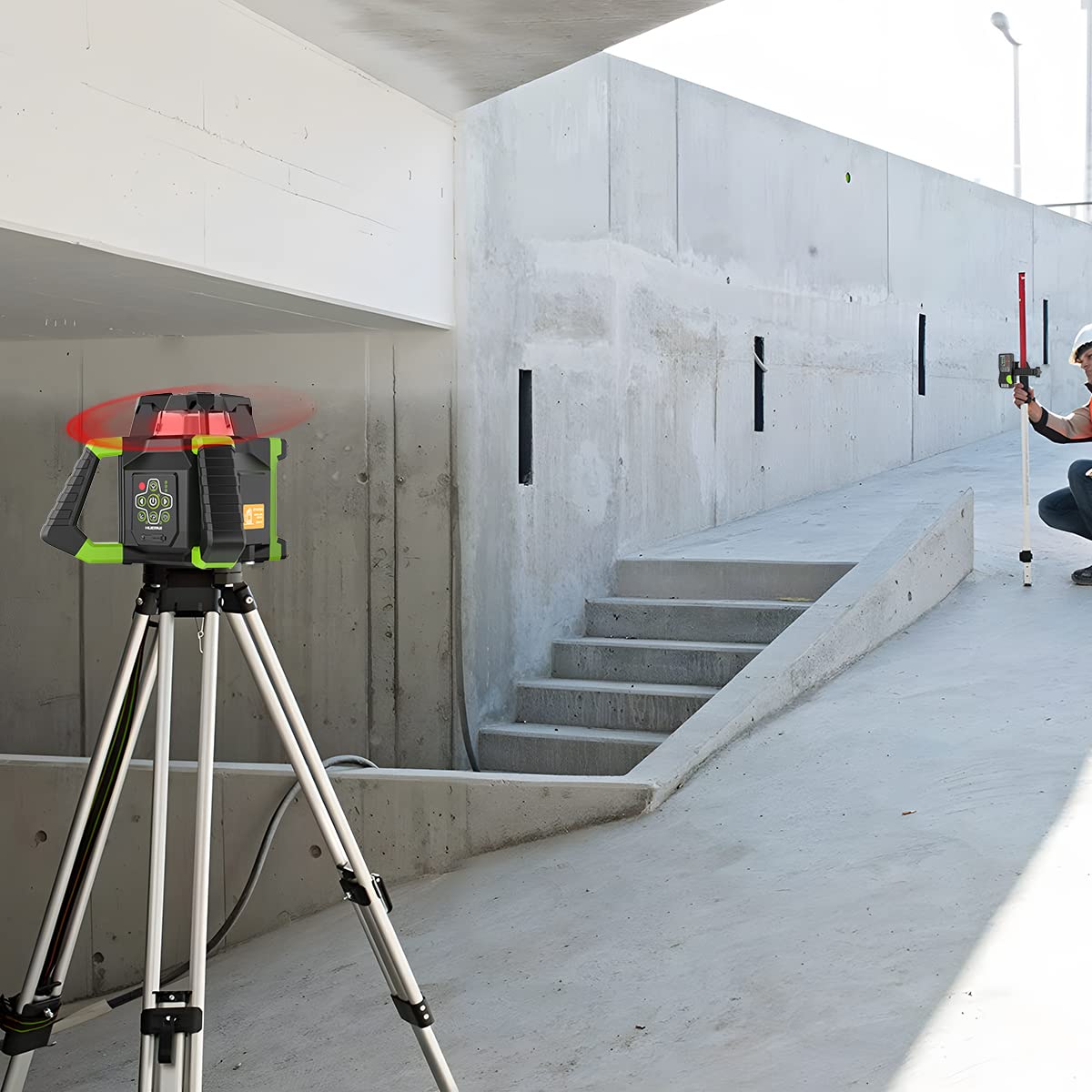 Huepar RL300HR Self-Leveling 360° Rotary Laser Level Kit with Receiver, Protective Glasses, Li-ion Battery & Hard Case - Horizontal Laser Beam for Indoor/Outdoor Construction, Flooring, Tile Installation & Landscaping Projects