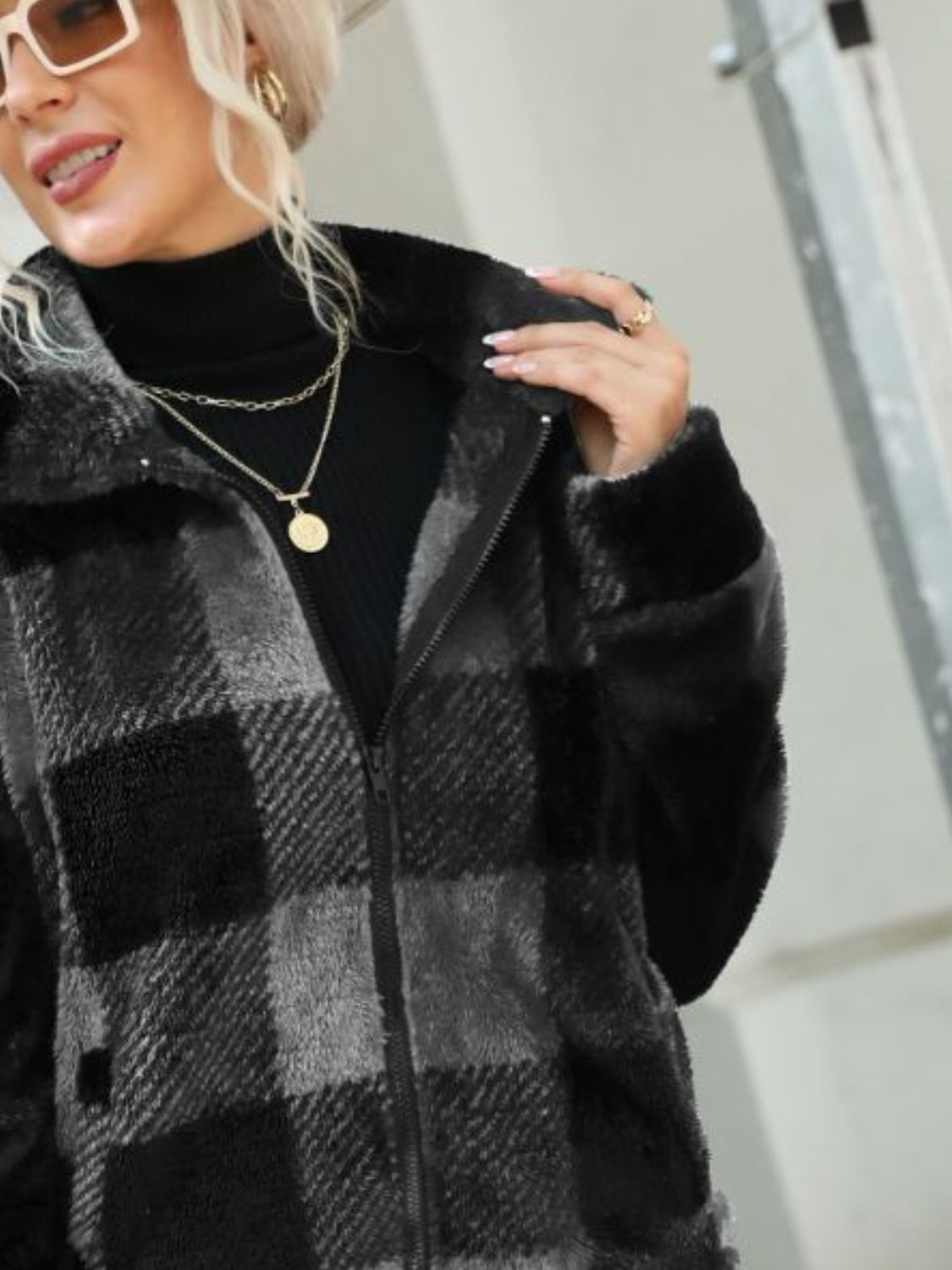 Stylish Plaid Zip-Up Collared Jacket for Men & Women - Perfect for Fall Outfits, Casual Wear & Outdoor Activities