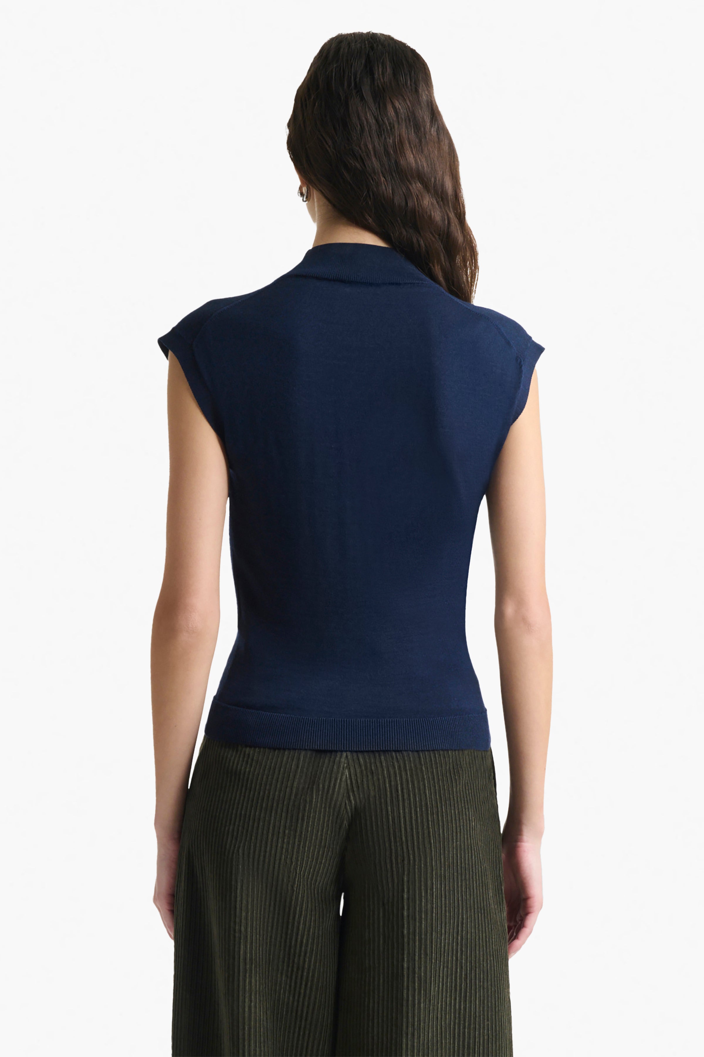 Gabe Sweater Navy Blue - Cozy Knit Pullover for Men & Women | Perfect for Fall, Winter & Casual Outings