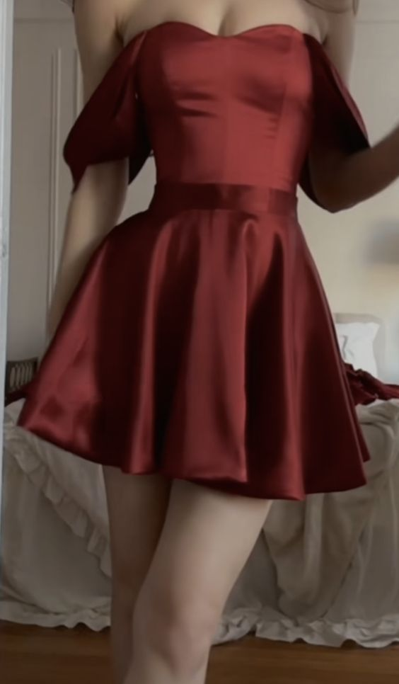Off The Shoulder A-Line Short Prom Dress for Homecoming & Parties - Elegant J4335 for Teens & Juniors | Perfect for Dances, Formals & Special Occasions