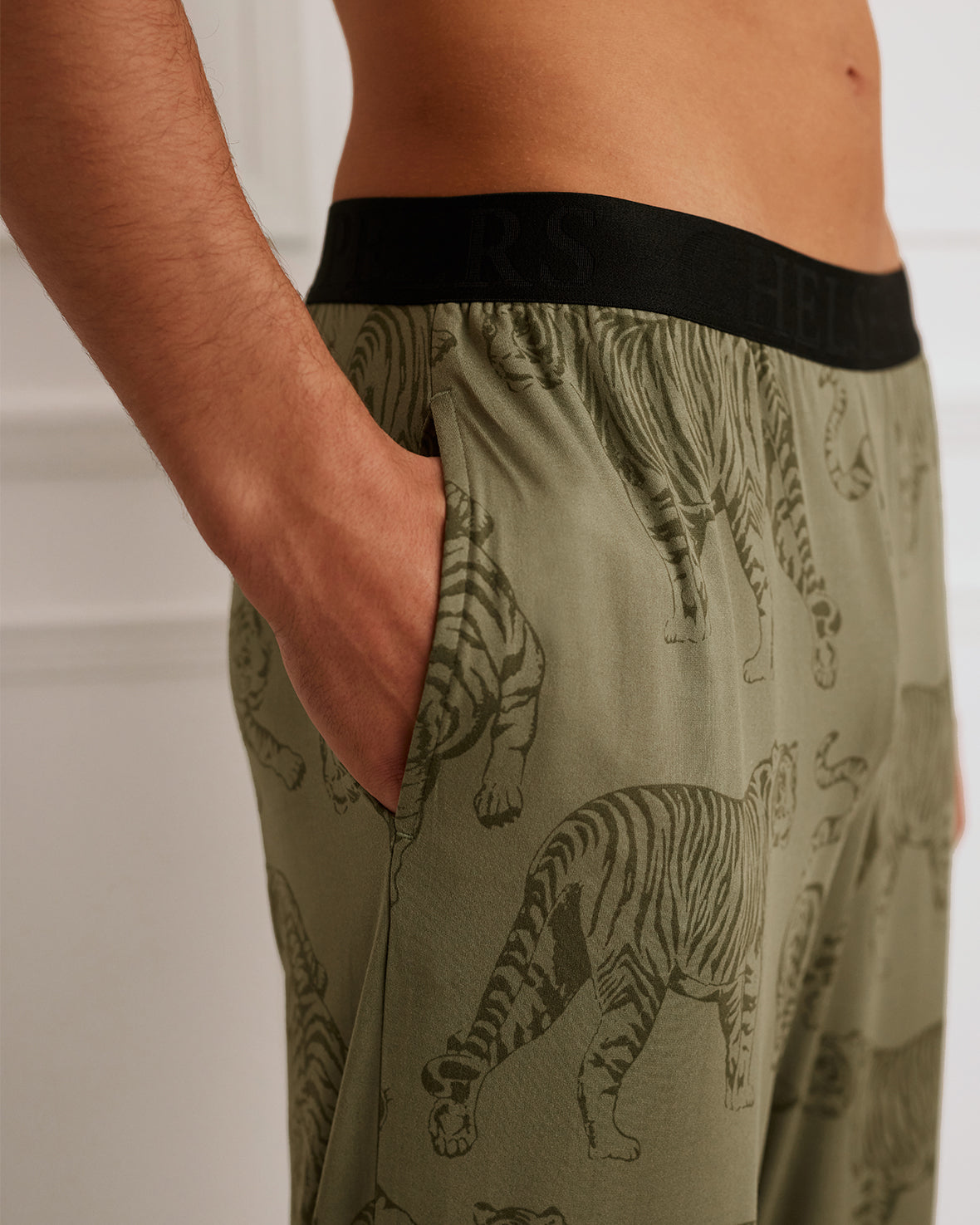 Soft Tiger Print Flannel Pajama Pants for Women - Cozy Sage Green Sleepwear for Winter Nights & Lounging at Home