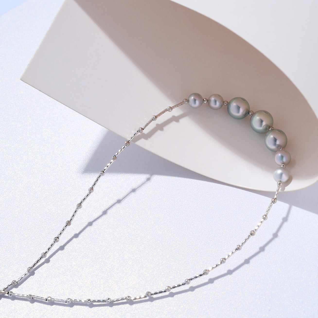 18K Solid Gold Blue Akoya Pearl Necklace for Women - Elegant Silver Chain, Luxury Jewelry Gift for Brides, Anniversaries & Special Occasions