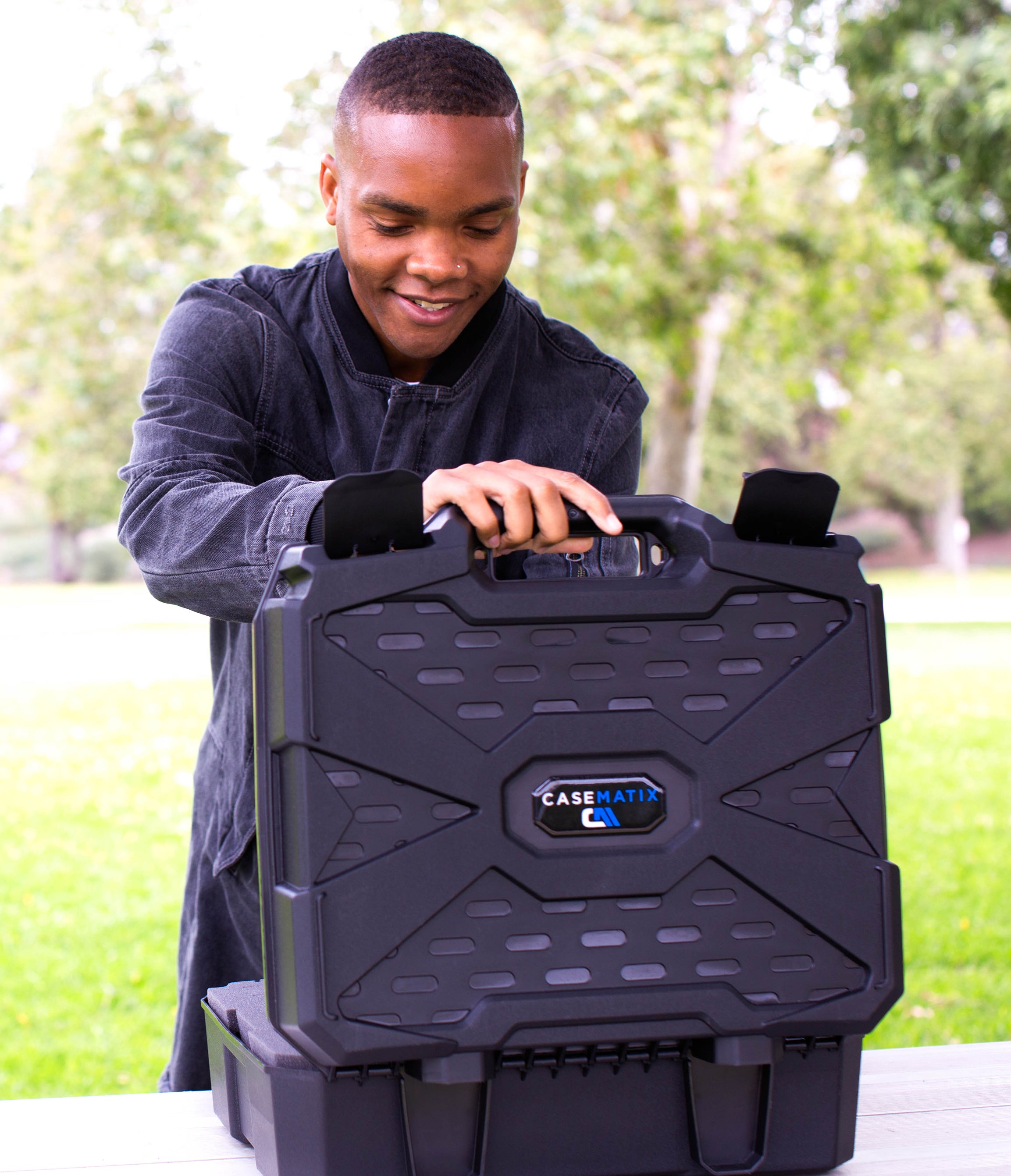 CASEMATIX Customizable Travel Case for Hercules DJControl Inpulse 200 MK2 DJ Controller - Dual Layer Protective Foam Insert | Perfect for DJ Gigs, Studio Sessions & Equipment Transport