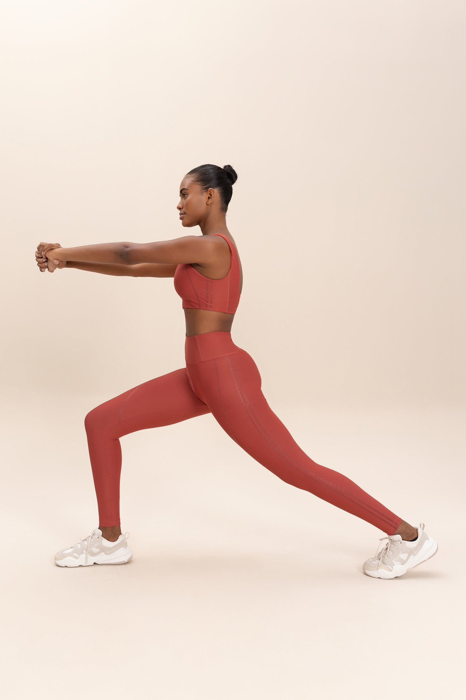 Premium High-Waisted Yoga Leggings for Women - Stretchable Workout Pants with Pockets - Perfect for Yoga, Running & Gym