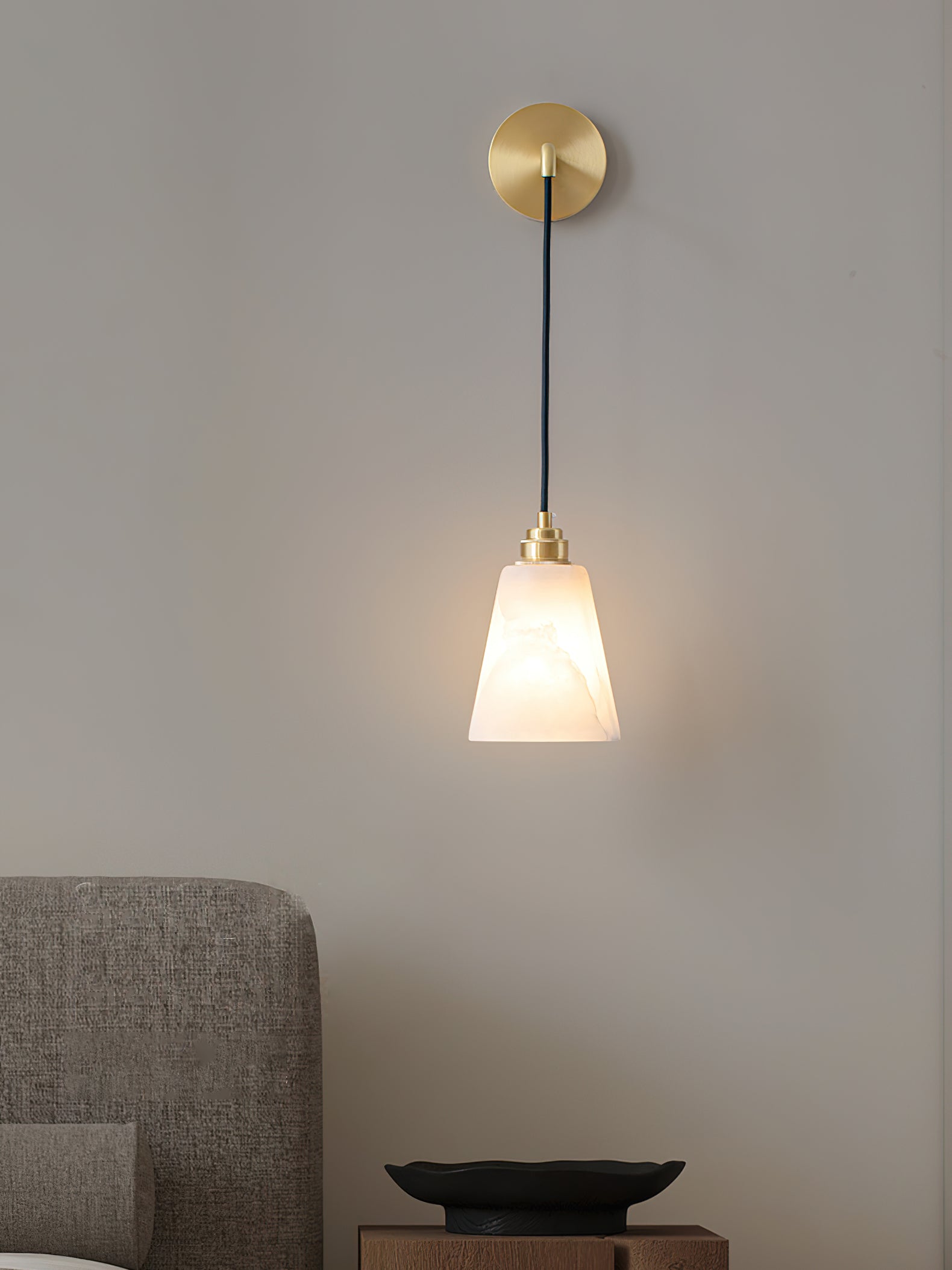 Elegant Alabaster Wall Lamp - Modern Droplet Design for Bedroom, Living Room & Hallway Lighting | Energy-Efficient Indoor Sconce Light Fixture
