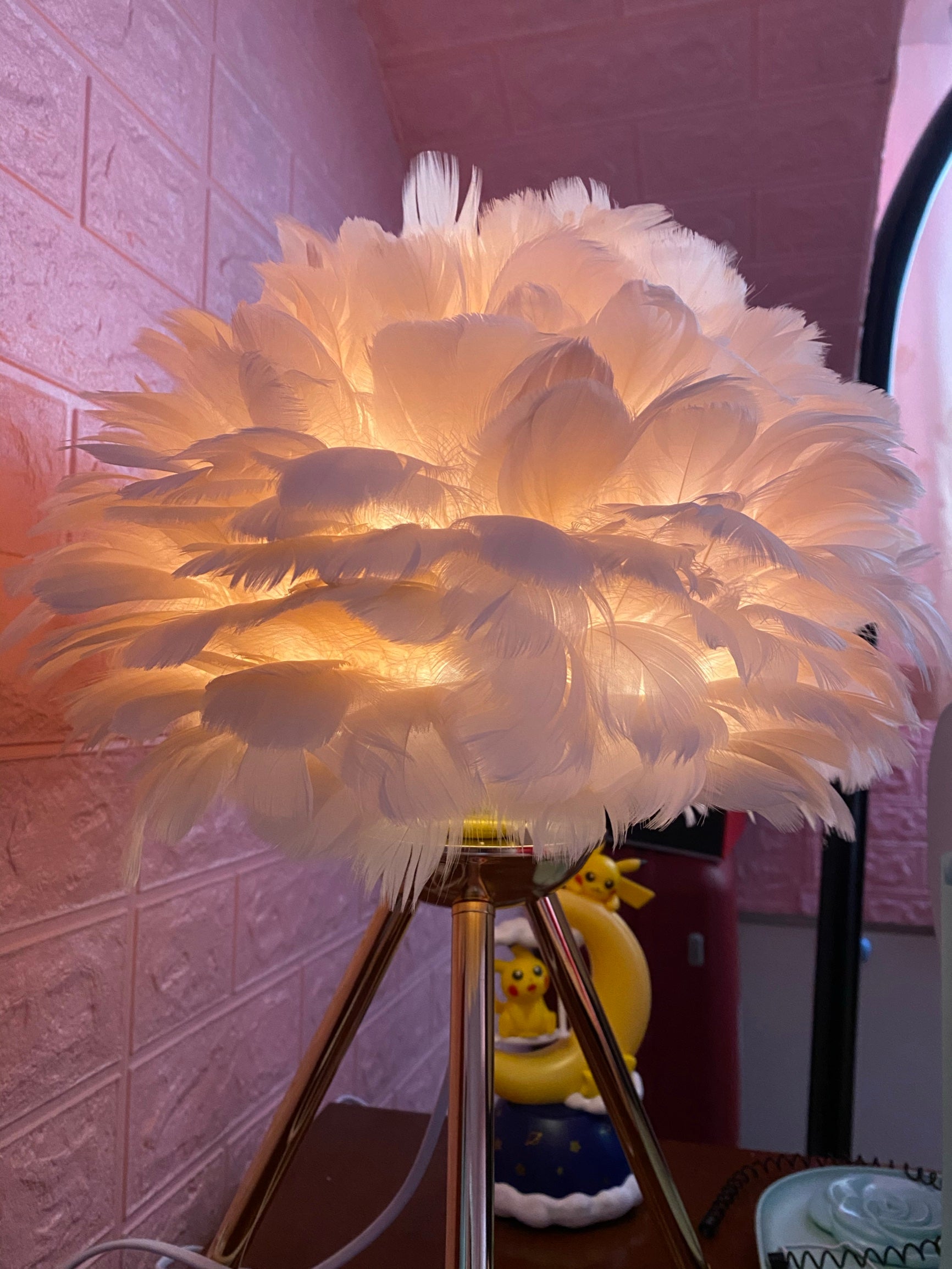 Elegant Goose Feather Table Lamp - Soft Warm White Light for Bedroom, Living Room & Office Decor - Perfect for Cozy Nights & Relaxing Ambience