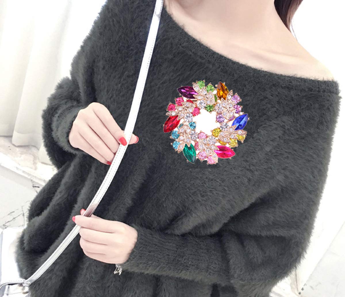 Seven Wolves Rhinestone Brooch Pin for Women - Wedding & Banquet Jewelry