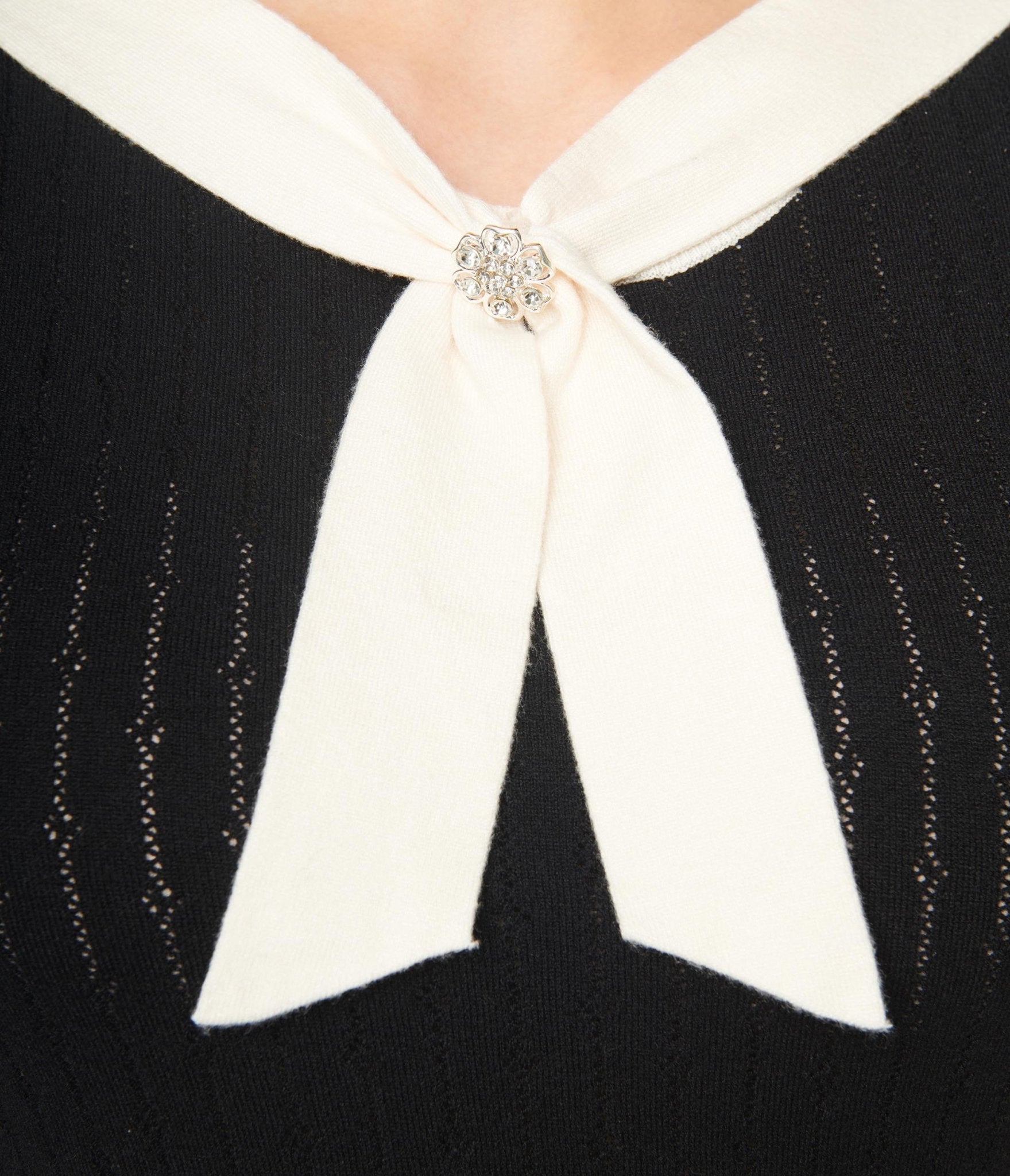 Vintage Black & Cream Knit Neck Tie Sweater - Retro Park City Style for Men & Women - Perfect for Office, Parties & Holiday Outfits
