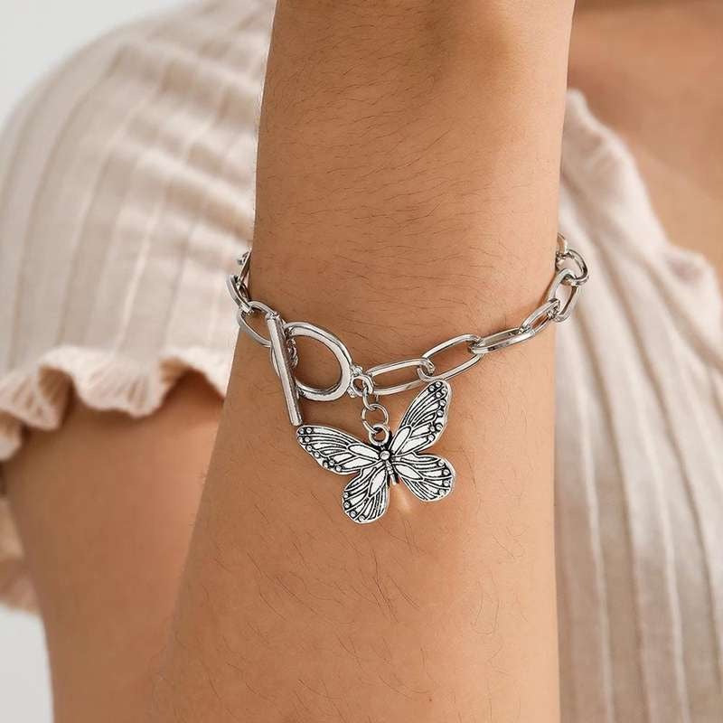 Elegant Butterfly Pendant Chain Bracelet for Women - Sterling Silver Adjustable Charm Bracelet - Perfect for Gifts, Parties & Everyday Wear