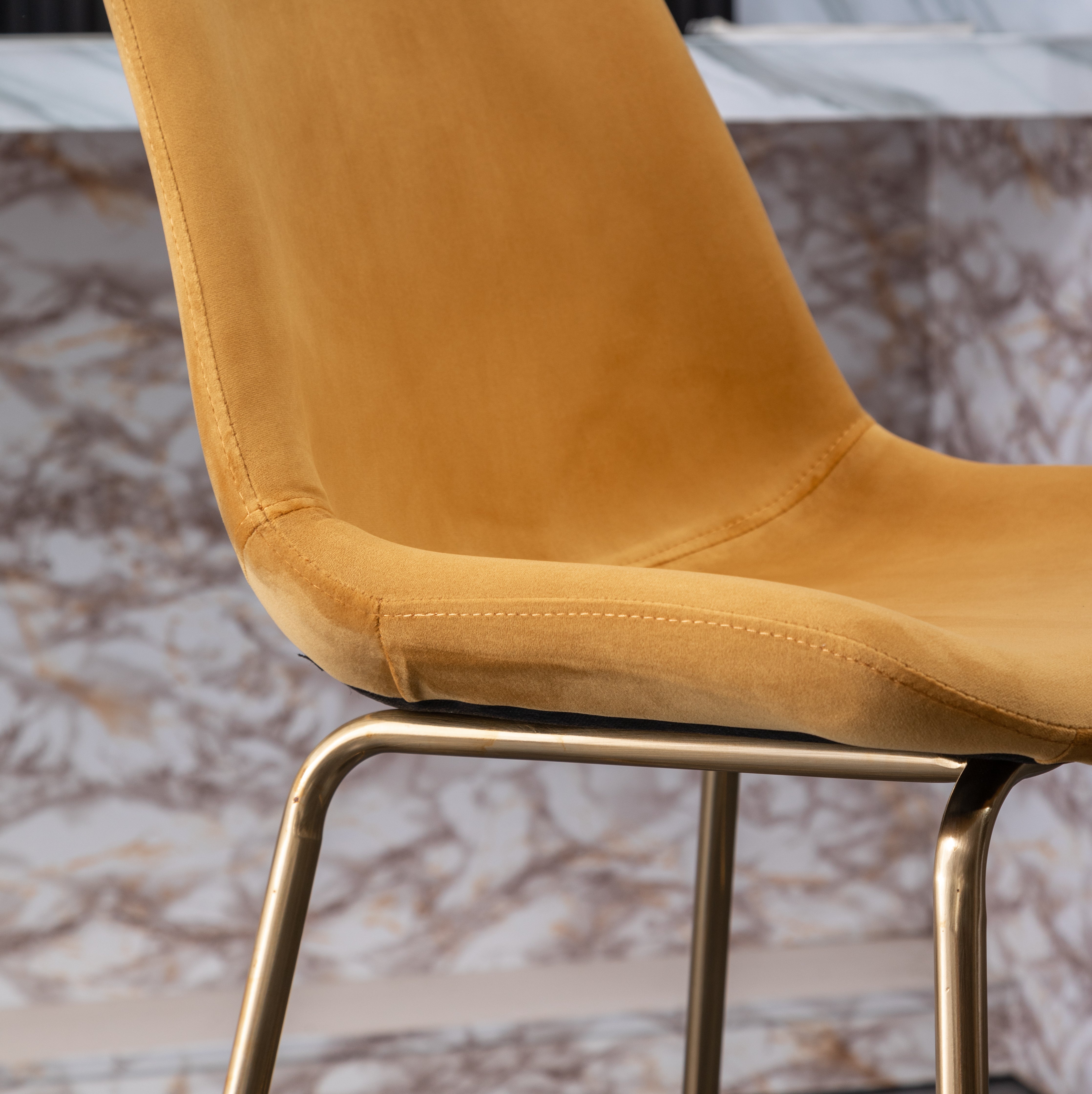 Roundhill Furniture Aufurr Modern Velvet 26.50