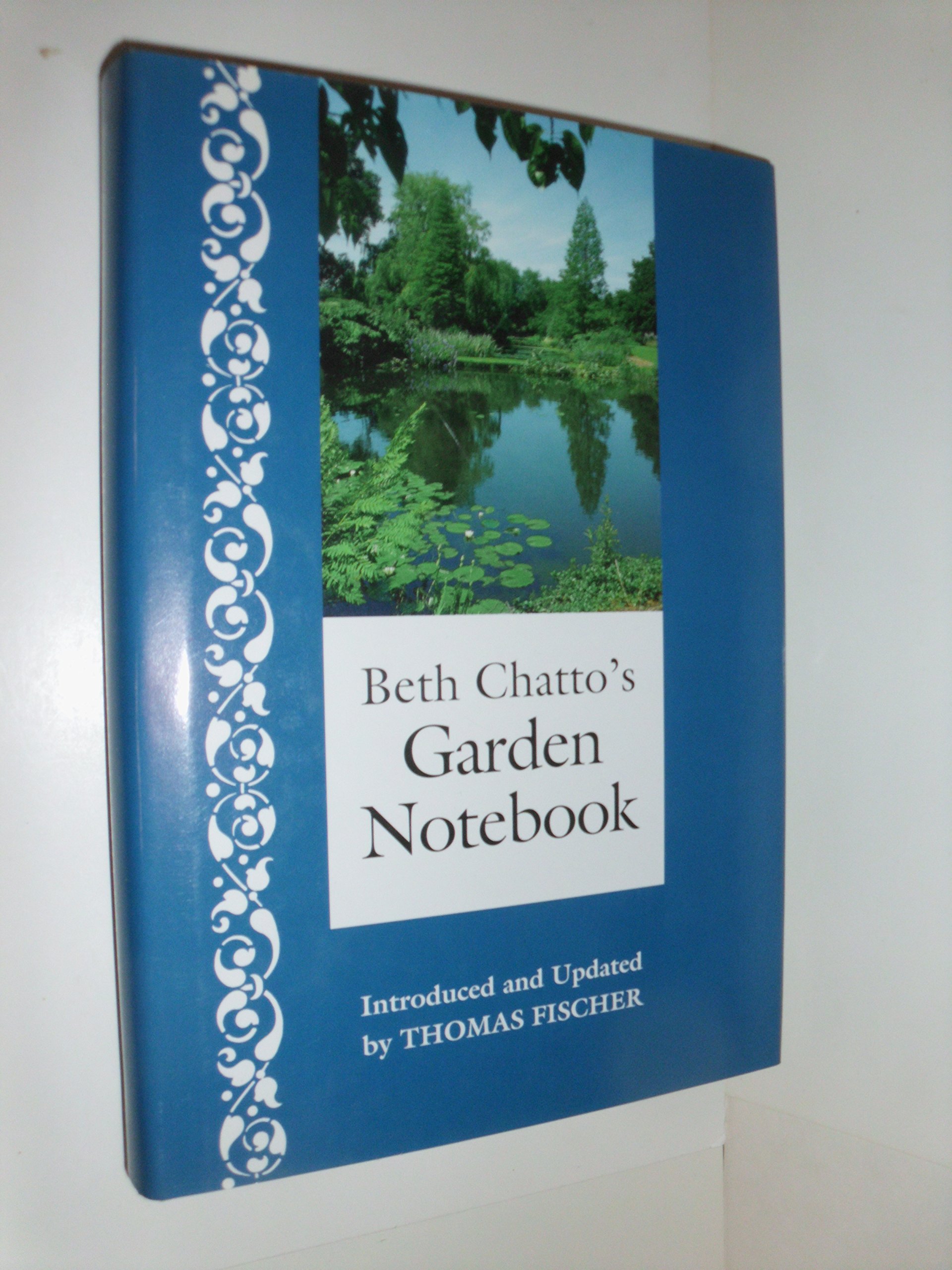 Beth Chatto's Garden Notebook - Inspiring Gardening Journal for Plant Lovers | Perfect for Garden Planning, Plant Tracking & Nature Journaling