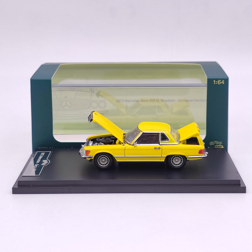 1:64 Mercedes Benz 450 SL Roadster Diecast Model Car - 1973 European & American Version - Limited Edition Collectible Toy for Adults - Perfect for Display, Gifts, and Car Enthusiast Collections