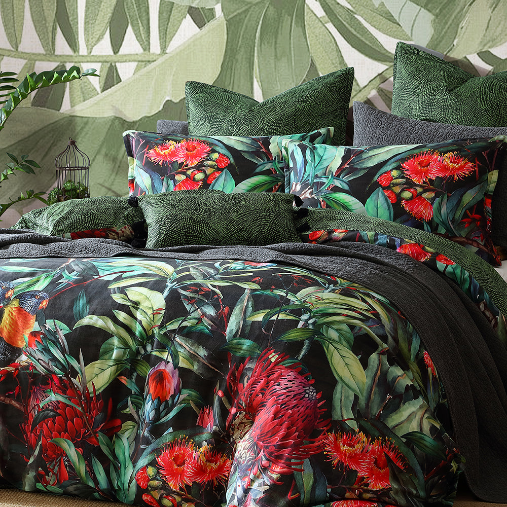 Eltham Quilt Cover Set by Logan & Mason | Premium Cotton Bedding Set | King/Queen Size | Soft & Breathable for All Seasons | Perfect for Master Bedroom & Guest Room Decor