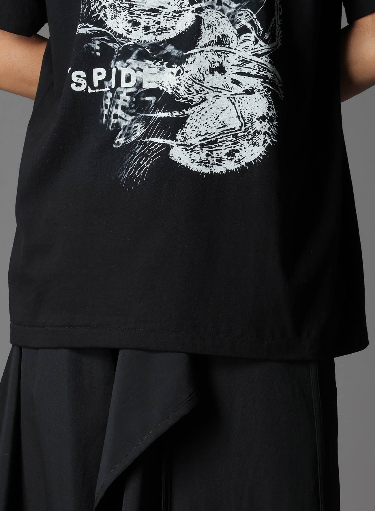 Spider Graphic Cotton Jersey T-Shirt for Men & Women - Soft & Comfortable Casual Tee for Everyday Wear, Halloween, and Cosplay