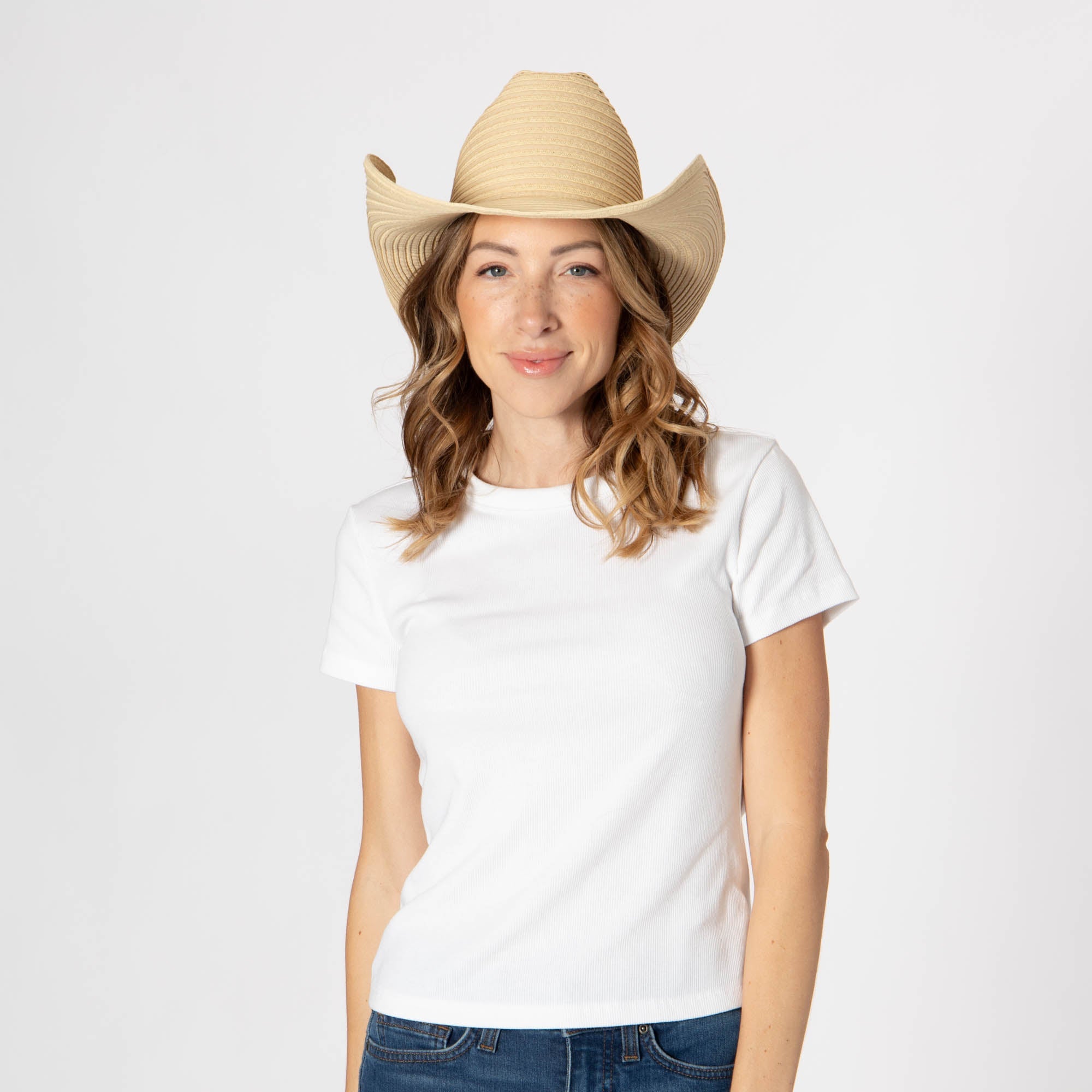 Luz Cattleman's Crease Cowboy Hat with Rolled Wire Brim - Western Style Hat for Men & Women - Perfect for Rodeo, Country Music Festivals & Outdoor Adventures