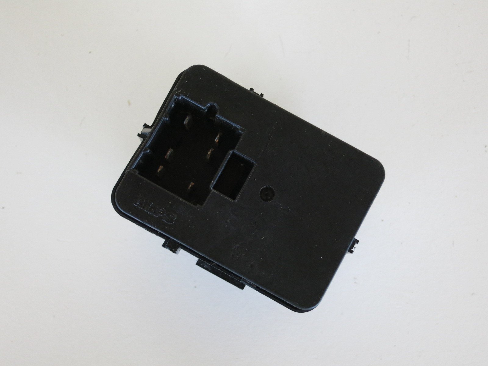GM 22664399 Door Window Switch Panel - Replacement for Chevy, GMC, Buick & Cadillac - Power Window Control Switch Assembly (Driver Side/Passenger Side) - Perfect for Car Interior Repair & Maintenance