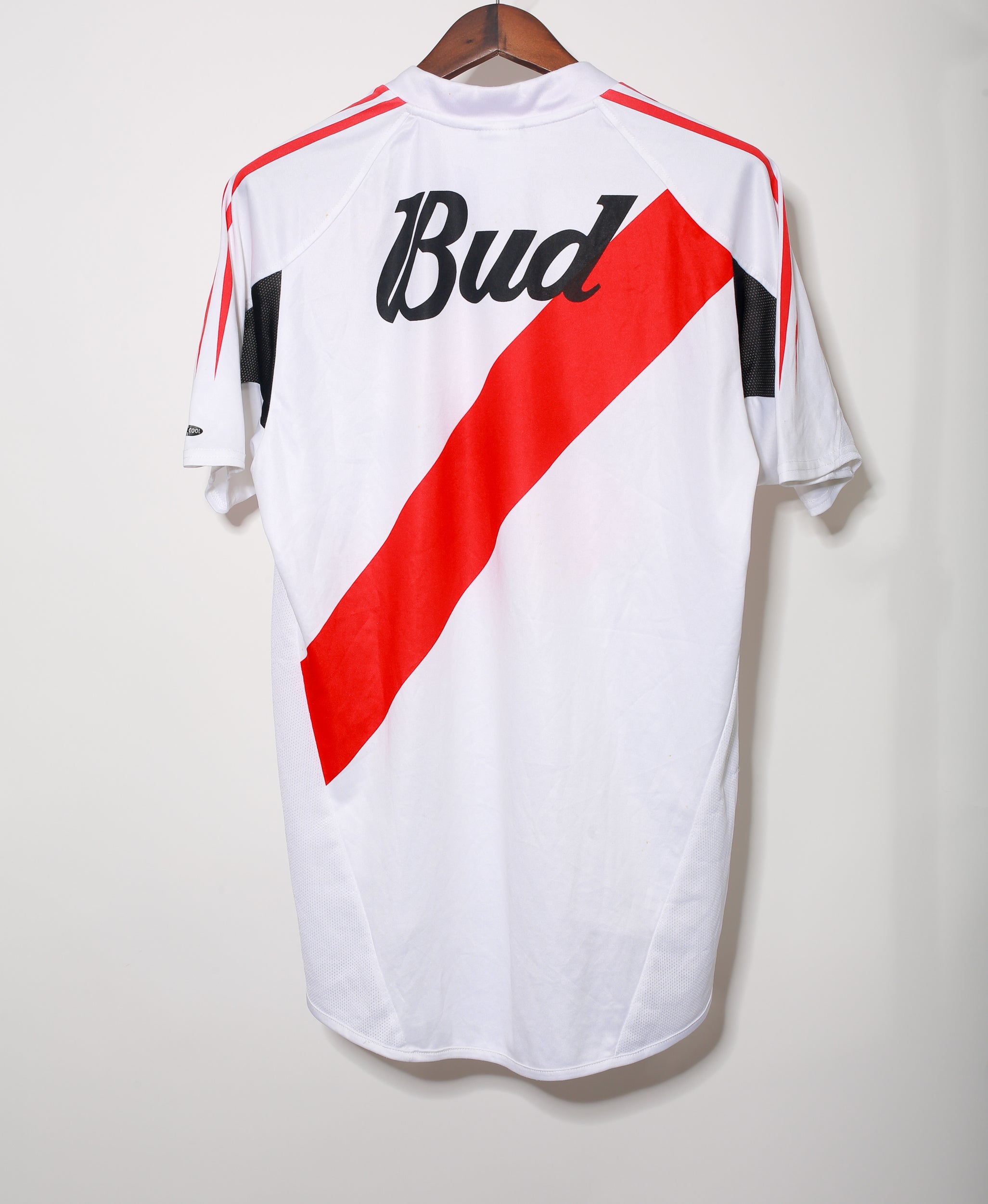 2004-05 River Plate Home Jersey (Men's) - Authentic Retro Football Shirt for Fans & Collectors - Perfect for Matchdays, Gifts & Memorabilia