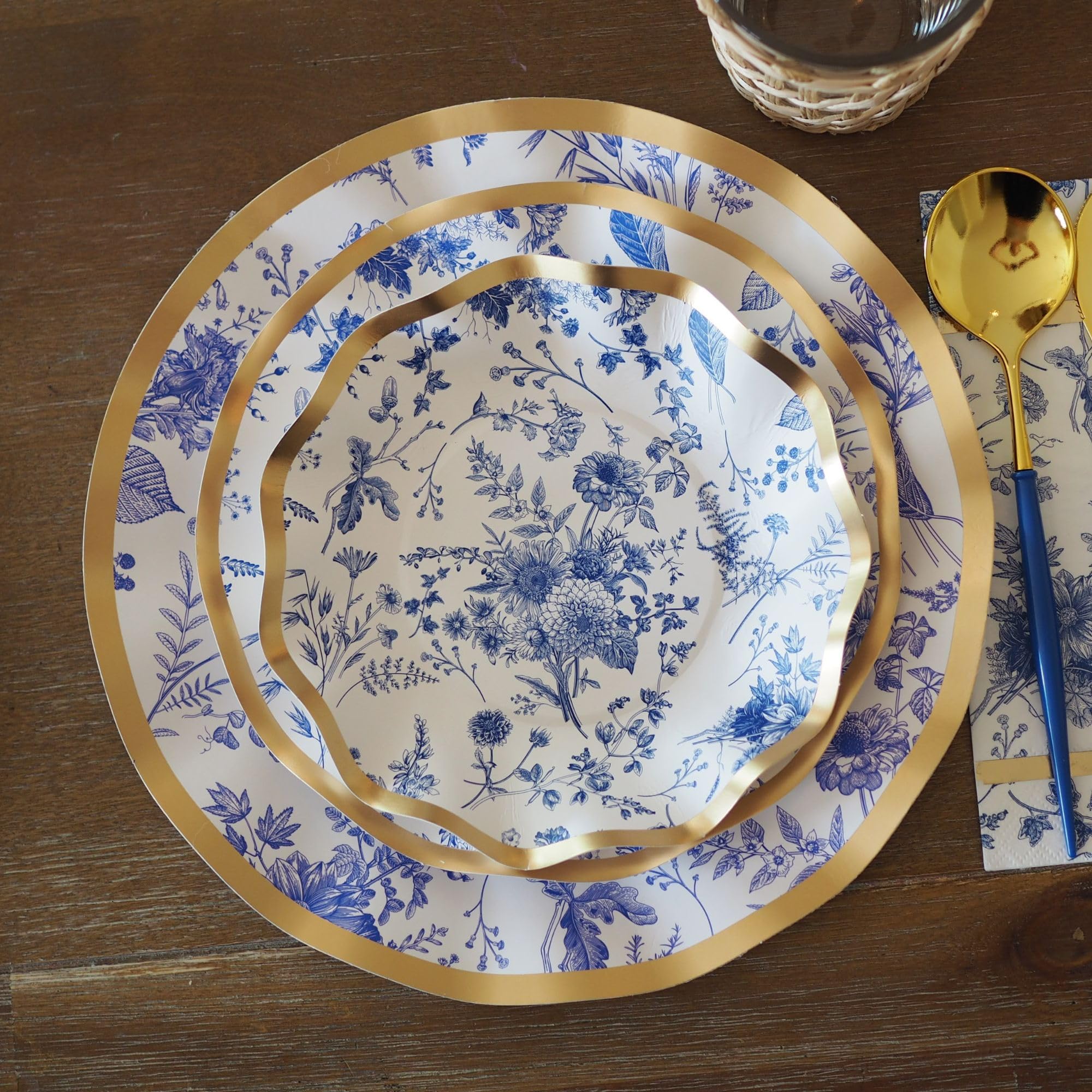Sophistiplate 64-Piece Elegant Tableware Set - Premium Heavyweight Decorative Paper Plates for Party Decorations - Includes Dinner Plates, Salad Plates & Napkins - Perfect for Weddings, Birthdays, Baby Showers & Holiday Celebrations