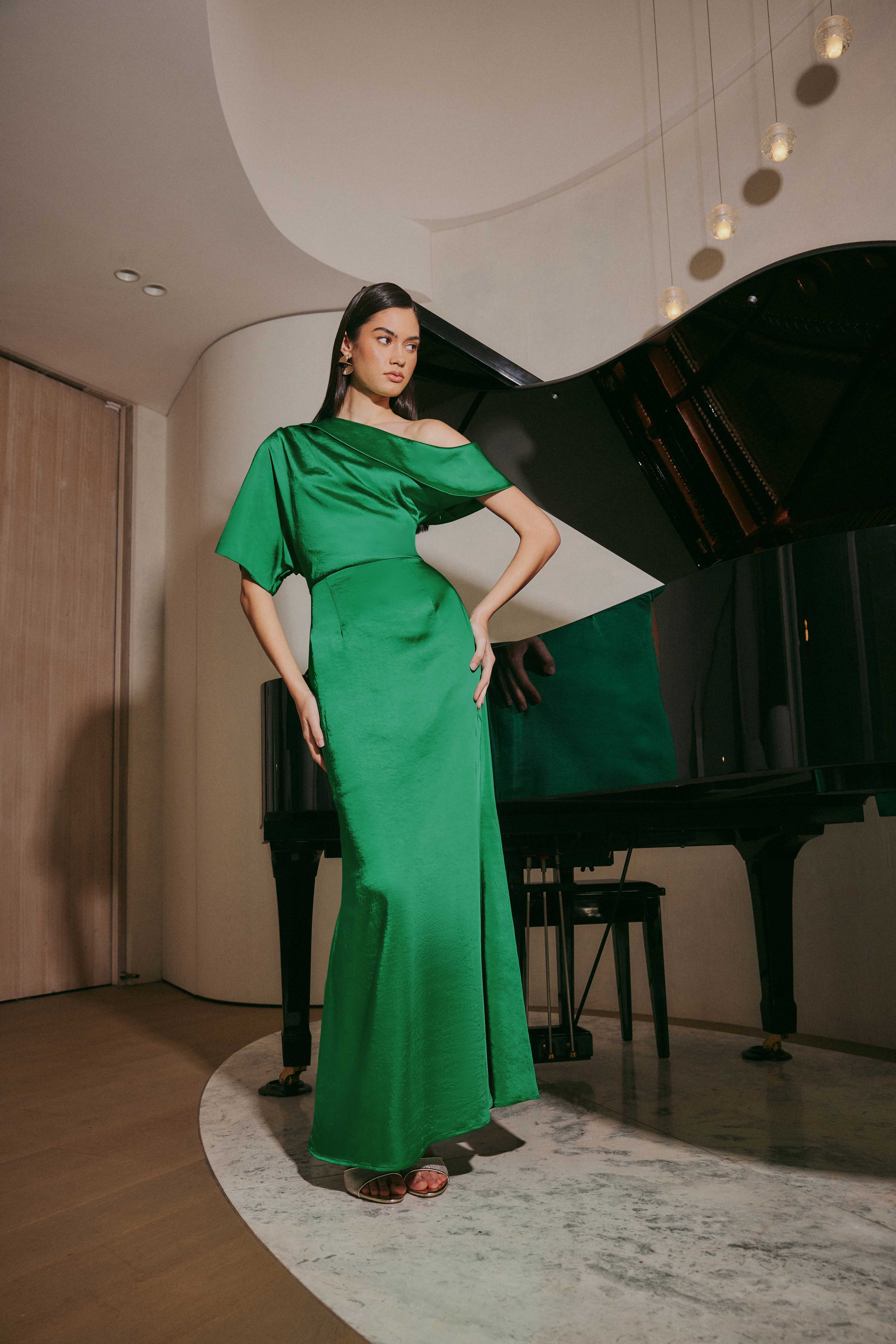 Elegant Roni Gown - Women's Formal Evening Dress for Parties, Weddings & Special Occasions