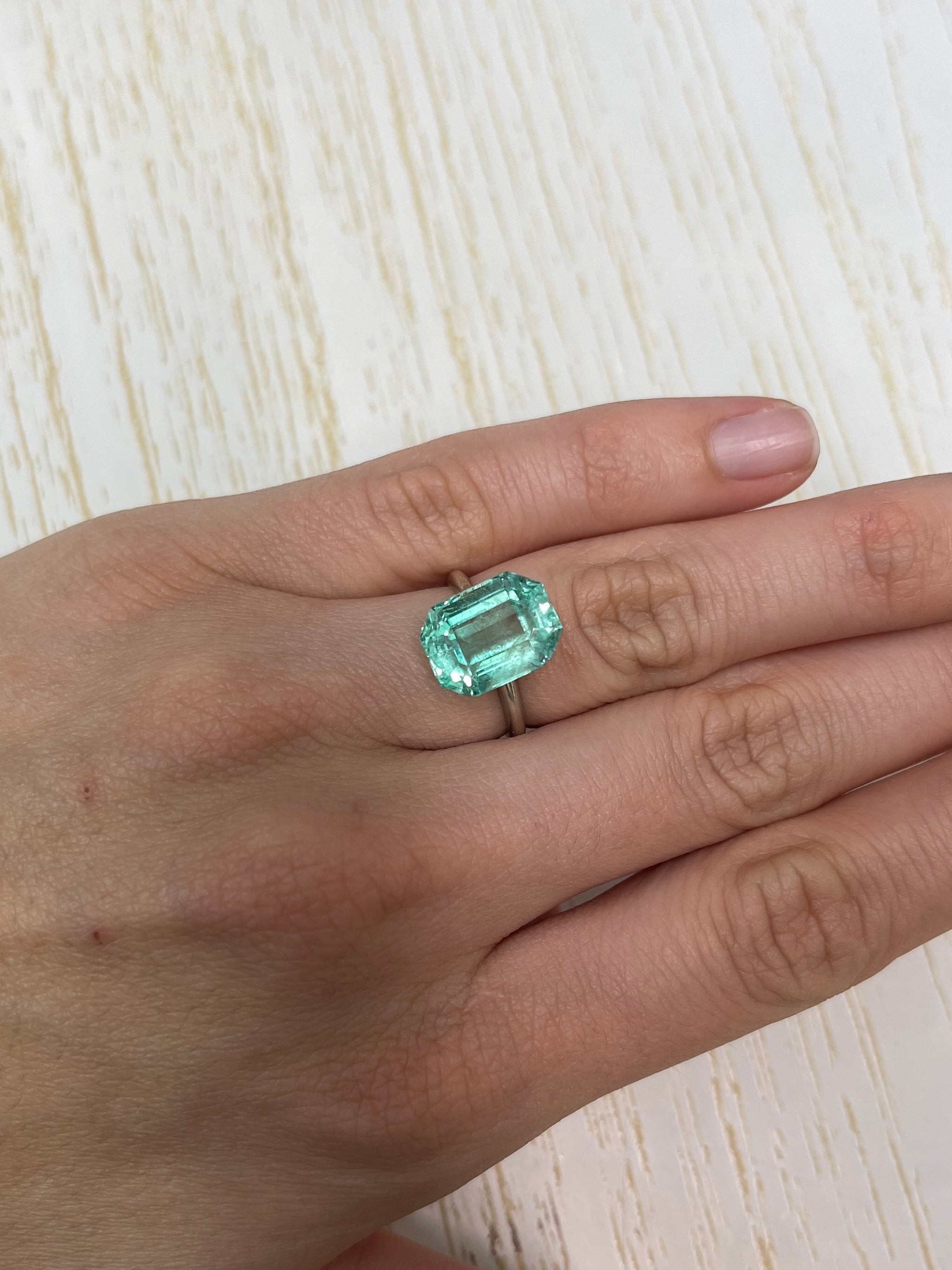 7.62 Carat 13x10mm Loose Colombian Emerald Gemstone - Emerald Cut for Jewelry Making, Engagement Rings & Luxury Gifts