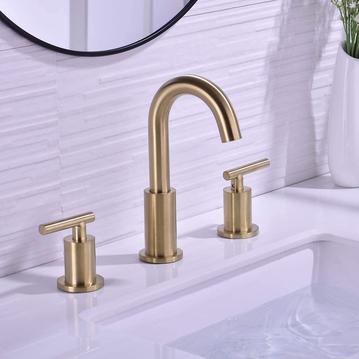 Brushed Gold Bathroom Faucet Set - 2 Handle 8