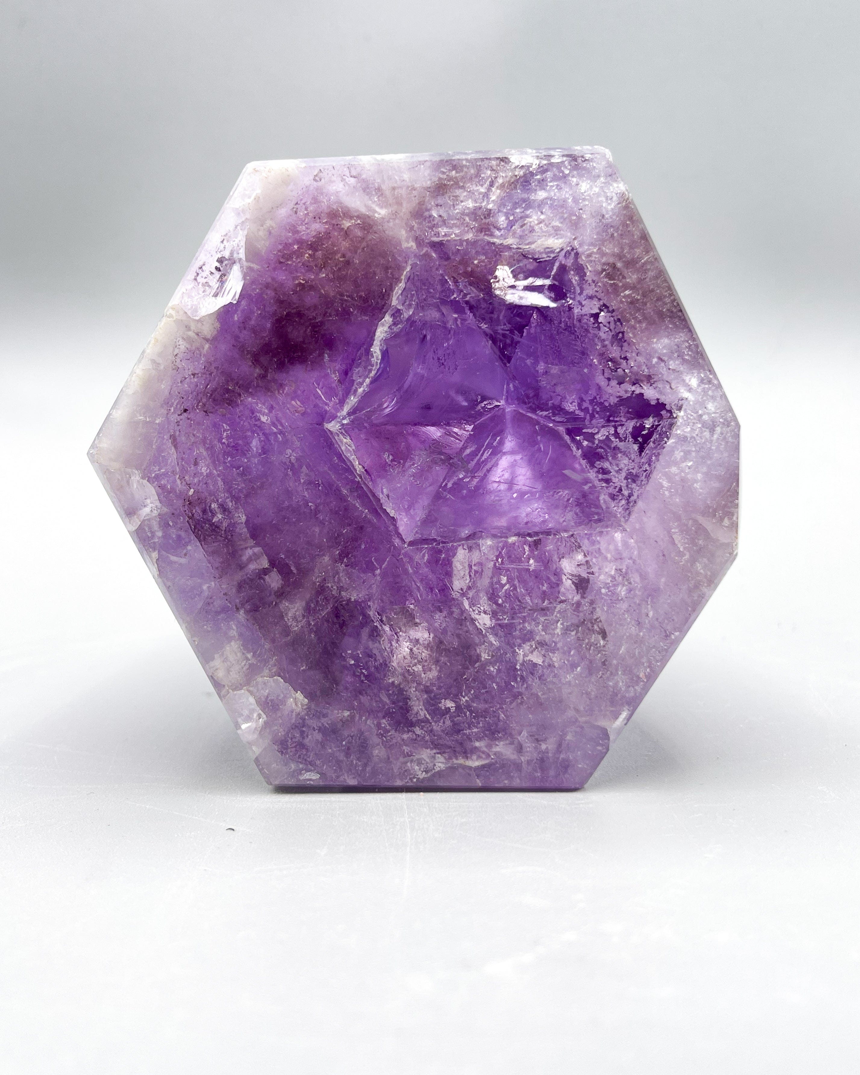 Natural Amethyst Single Point Crystal Carving - Healing Stone for Meditation, Reiki & Energy Work - Perfect for Home Decor, Yoga & Spiritual Practices