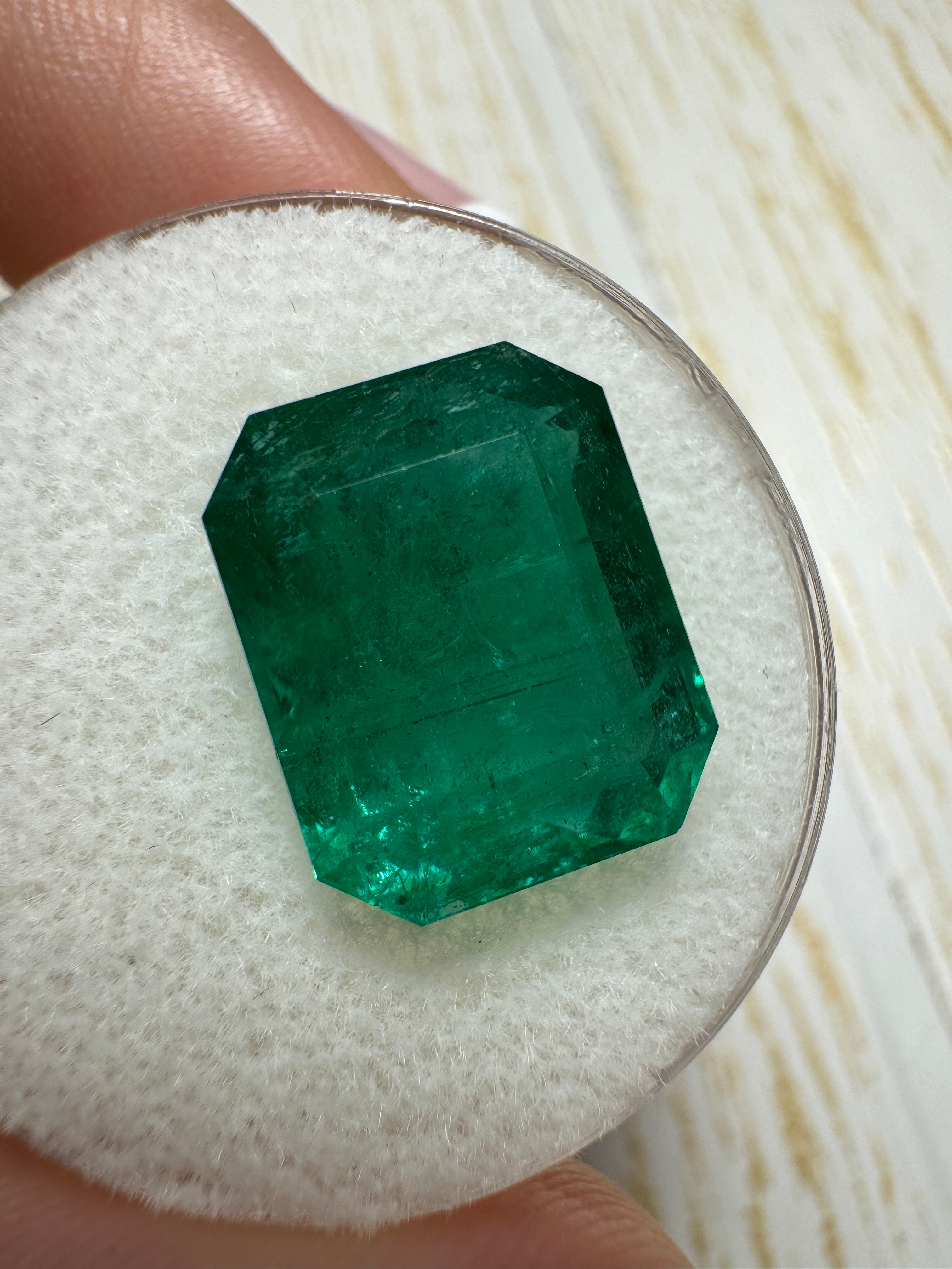8.60 Carat 13.5x11mm Deep Green Emerald Cut Loose Zambian Emerald Gemstone for Jewelry Making - Engagement Rings, Pendants & Earrings