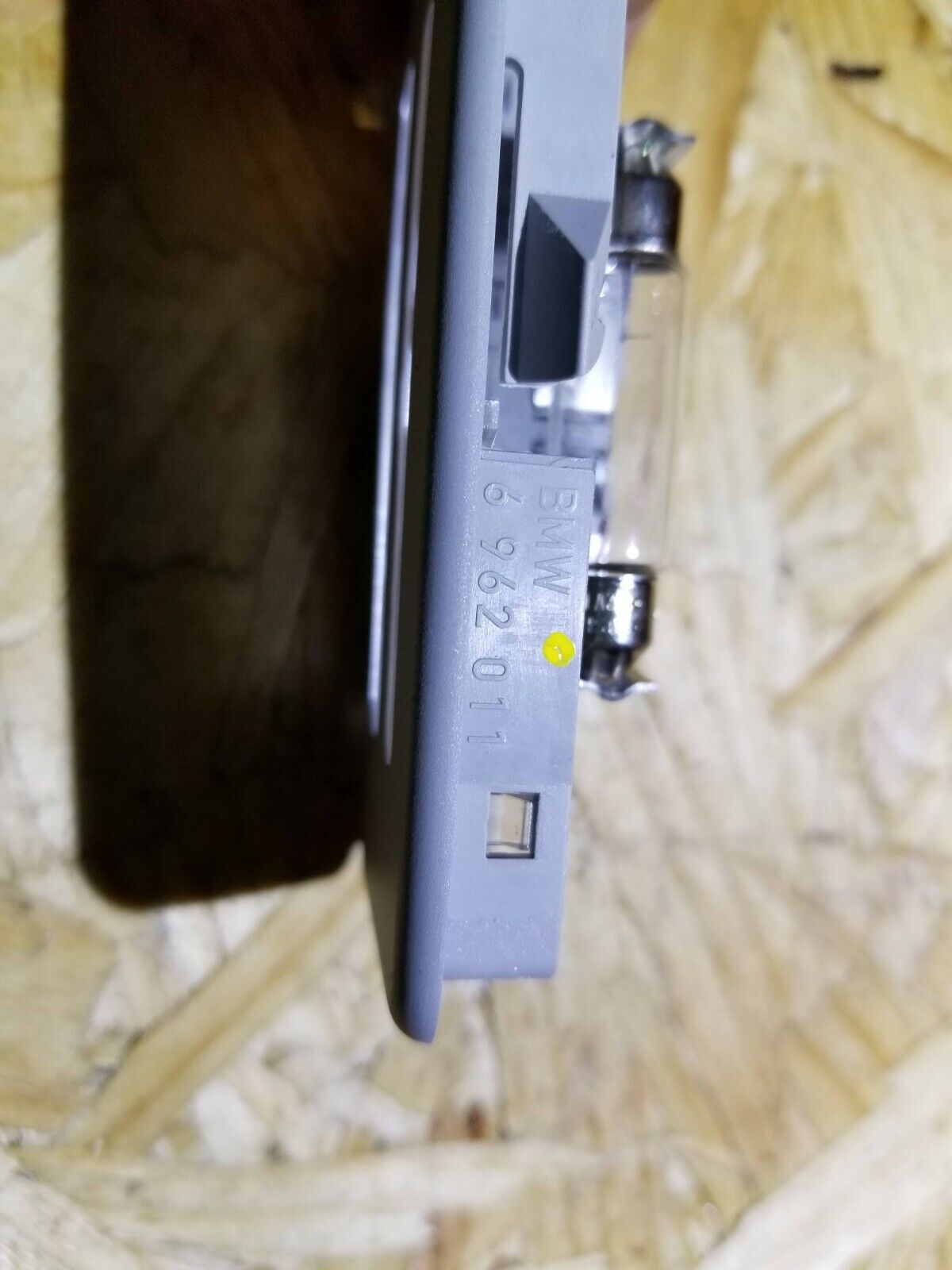 2004-2007 BMW 530xi E60 OEM Sun Visor with Light Lamp (Part #6962011) - Perfect for Interior Lighting & Night Driving Accessories