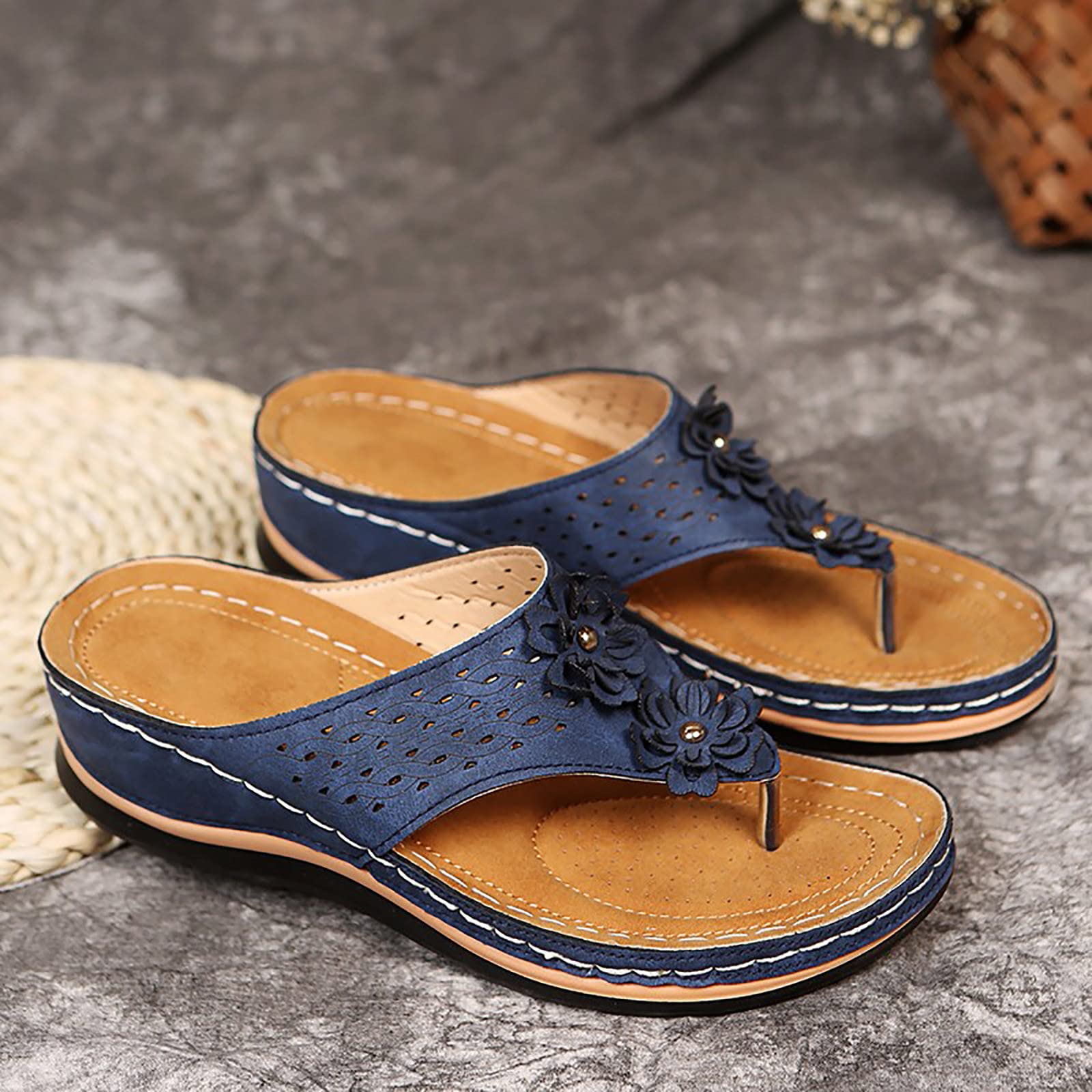 **Orthopedic Sandals for Women - Comfortable Wedge Platform Flip Flops with Closed Toe & Non-Slip Sole | Perfect for Walking, Travel & Everyday Wear**
